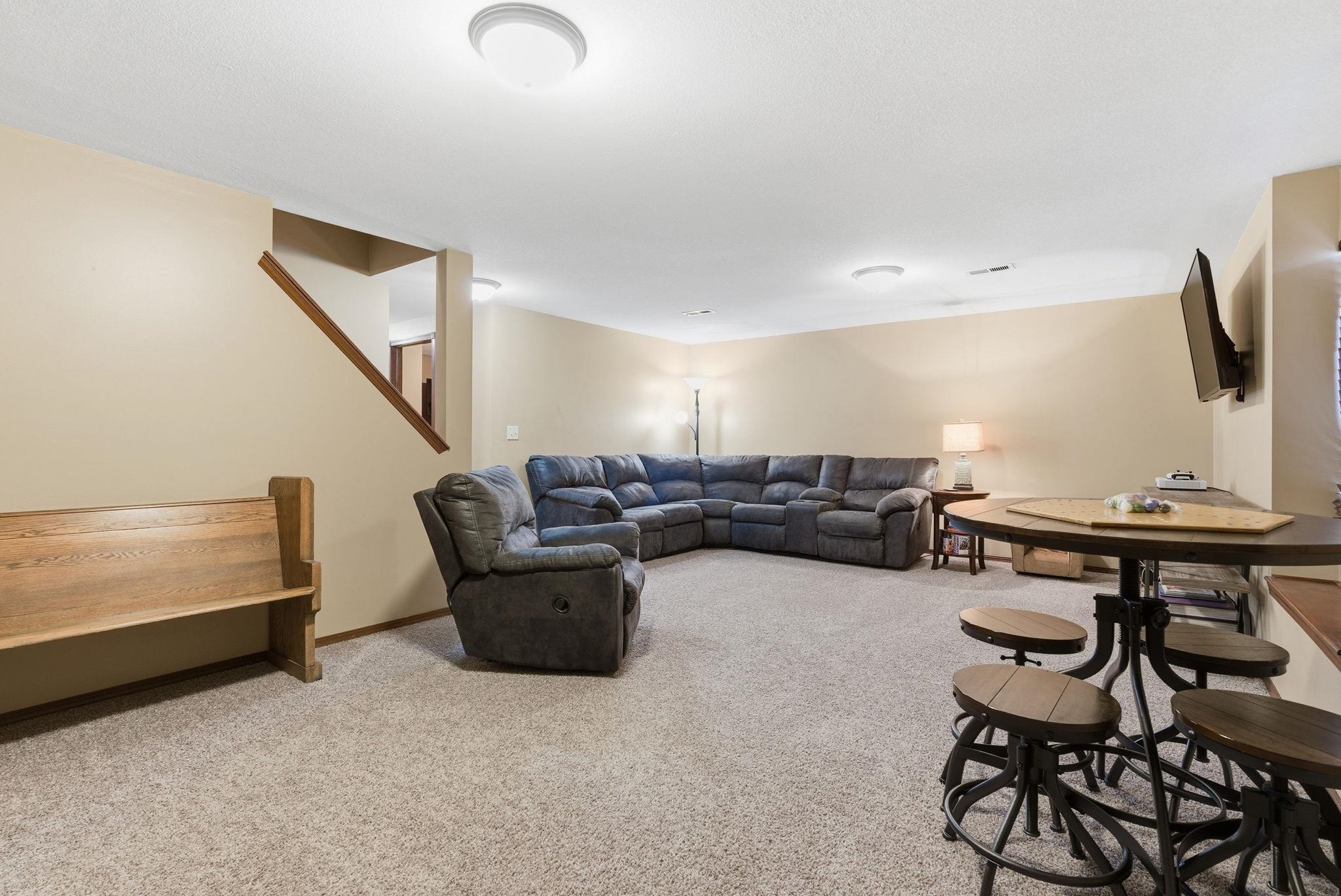 1224 E Ridgeview Court Clearwater KS 67026