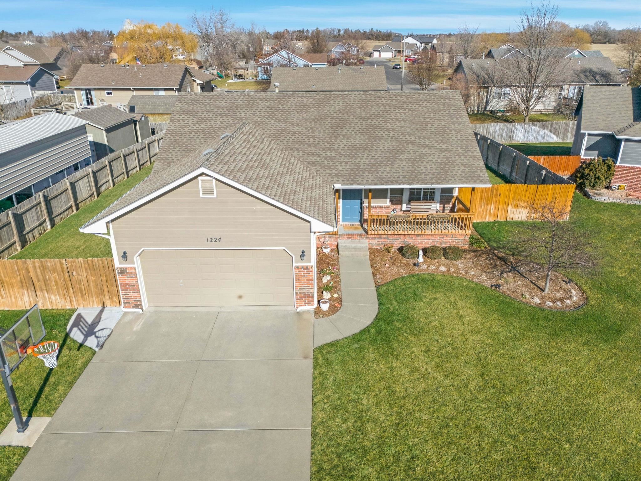 1224 E Ridgeview Court Clearwater KS 67026
