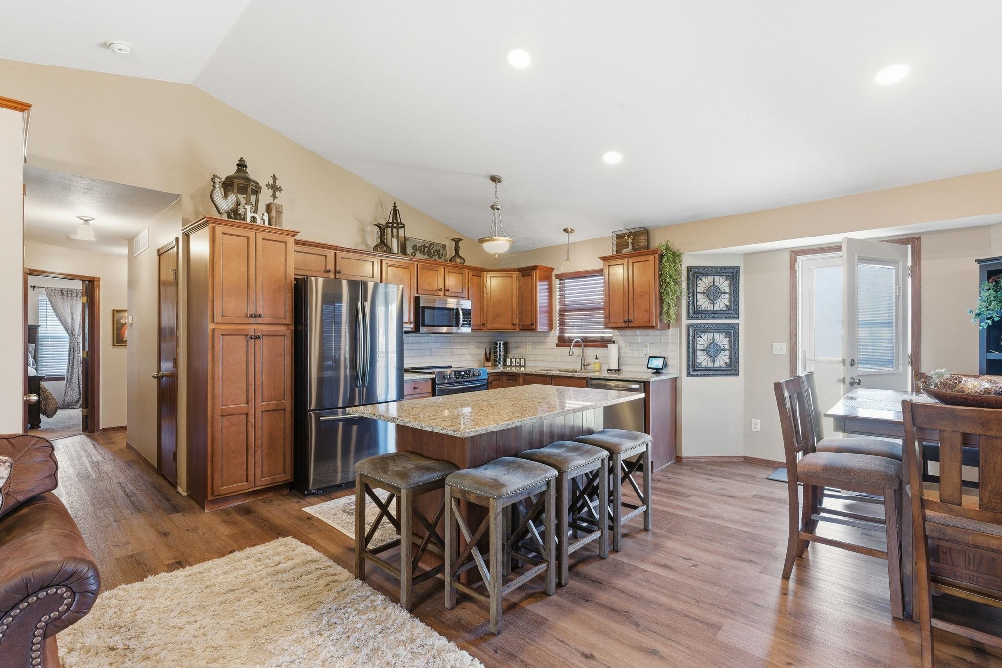 1224 E Ridgeview Court Clearwater KS 67026