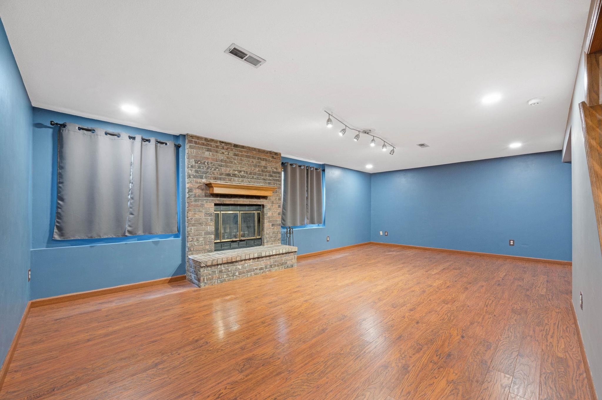 1829 N Tony Lane Wichita KS 67212