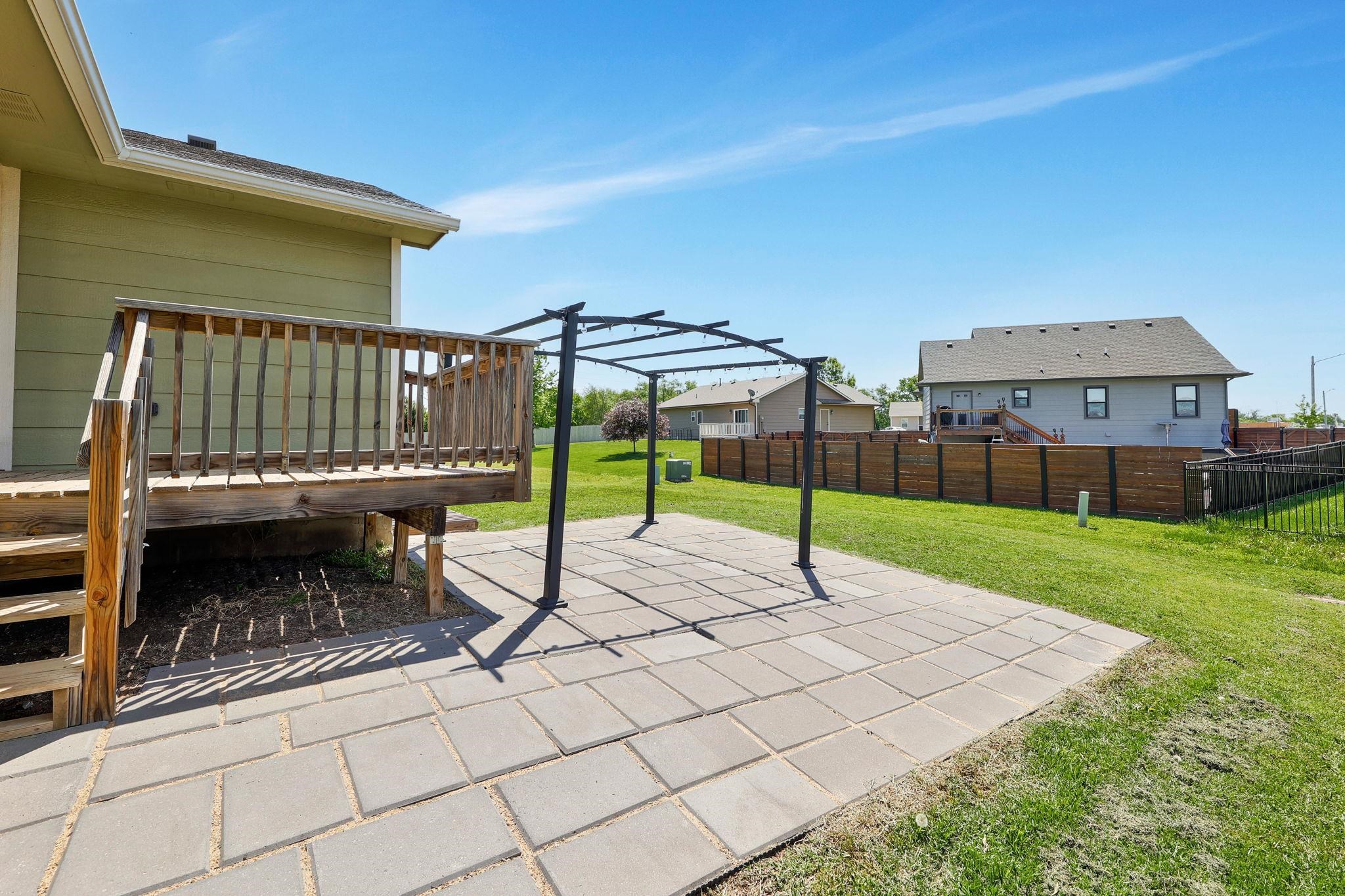638 N Redbud Court Valley Center KS 67147