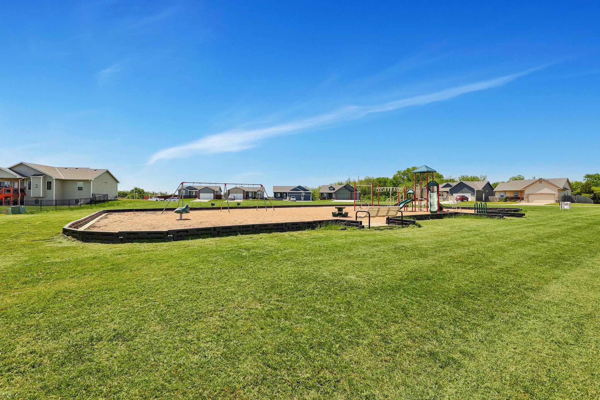 638 N Redbud Court Valley Center KS 67147