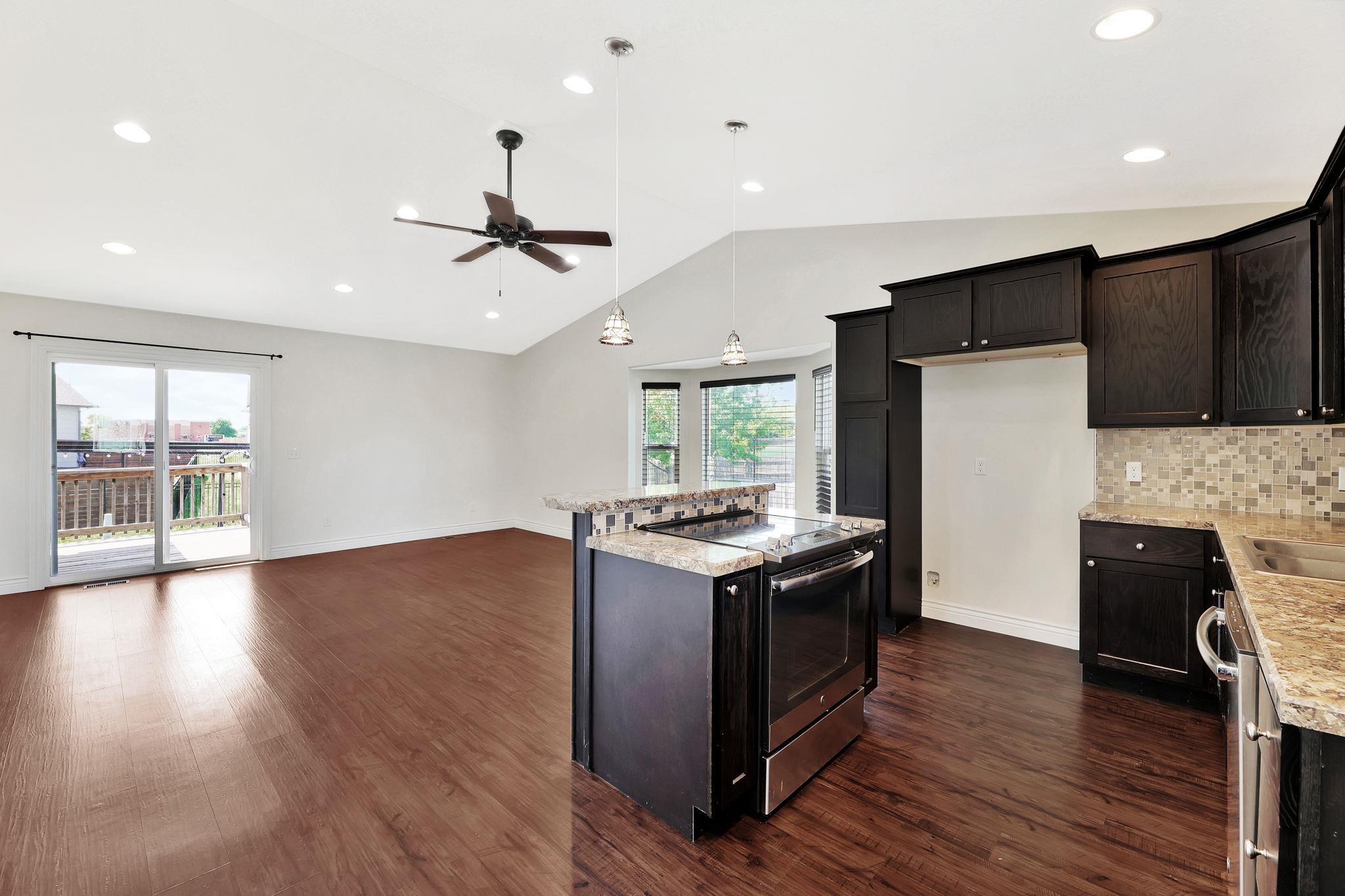 638 N Redbud Court Valley Center KS 67147