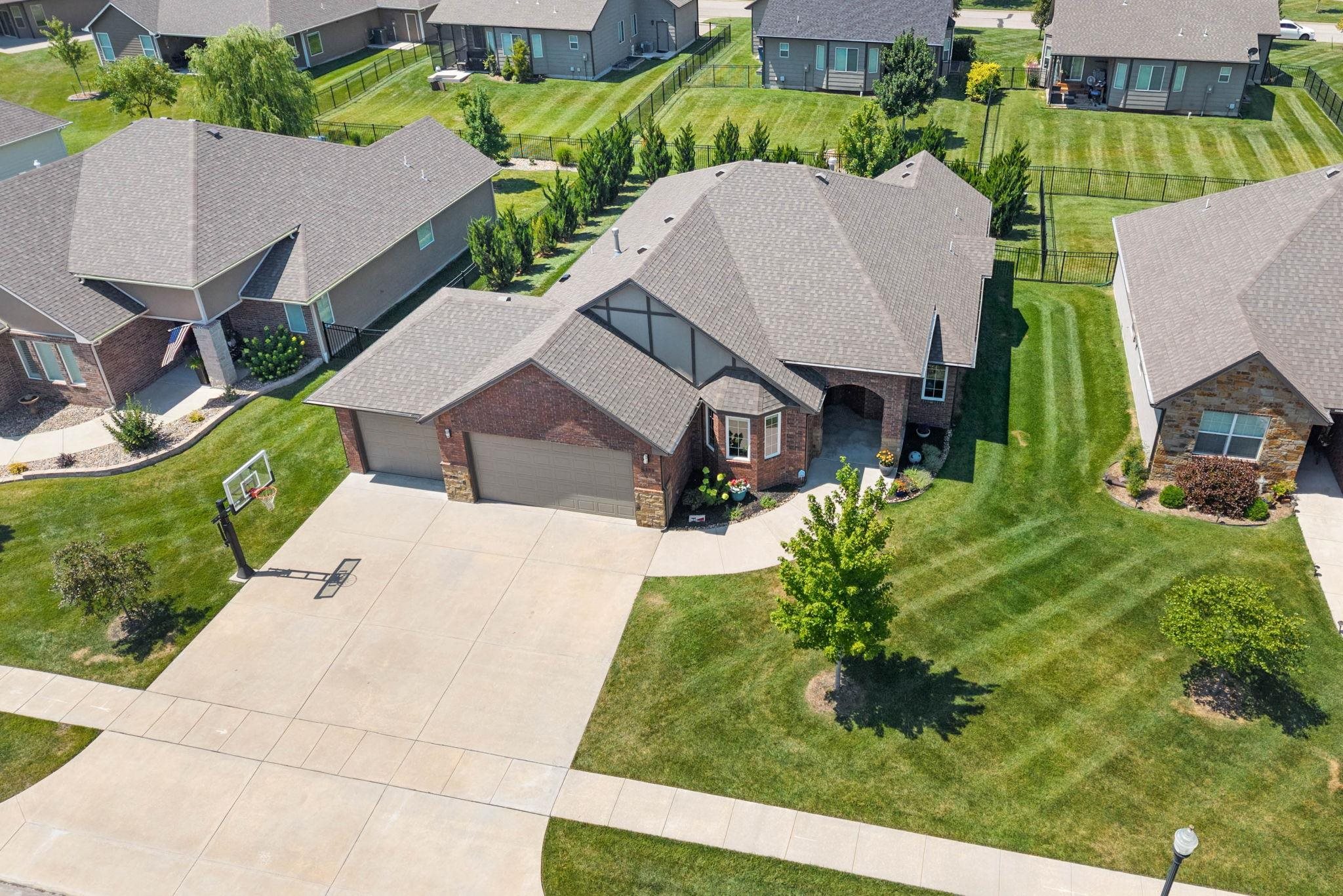 5111 N Remington Street Bel Aire KS 67226