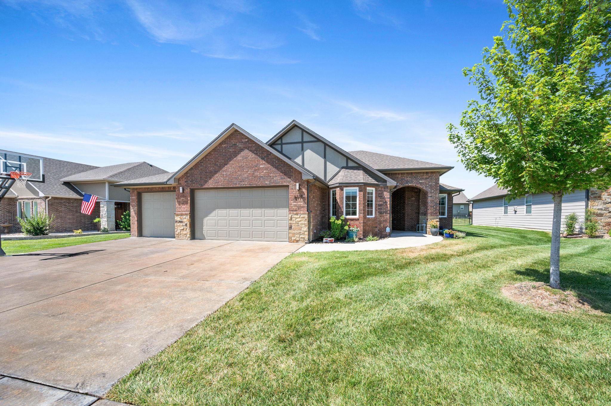 5111 N Remington Street Bel Aire KS 67226