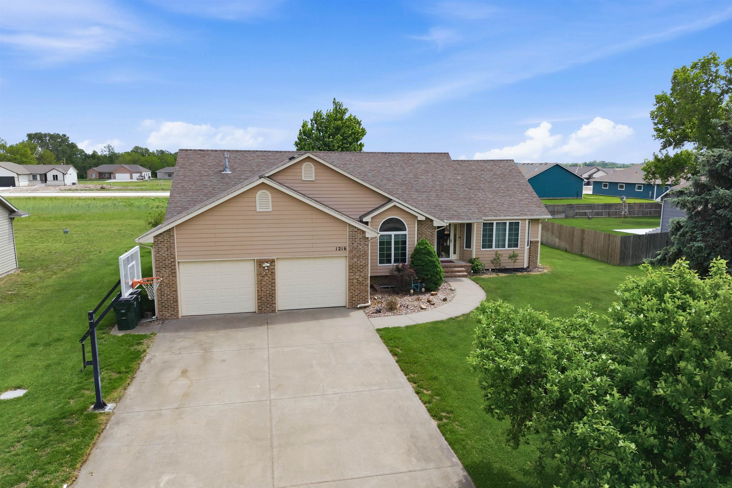 1216 S Chestnut Street Halstead KS 67056
