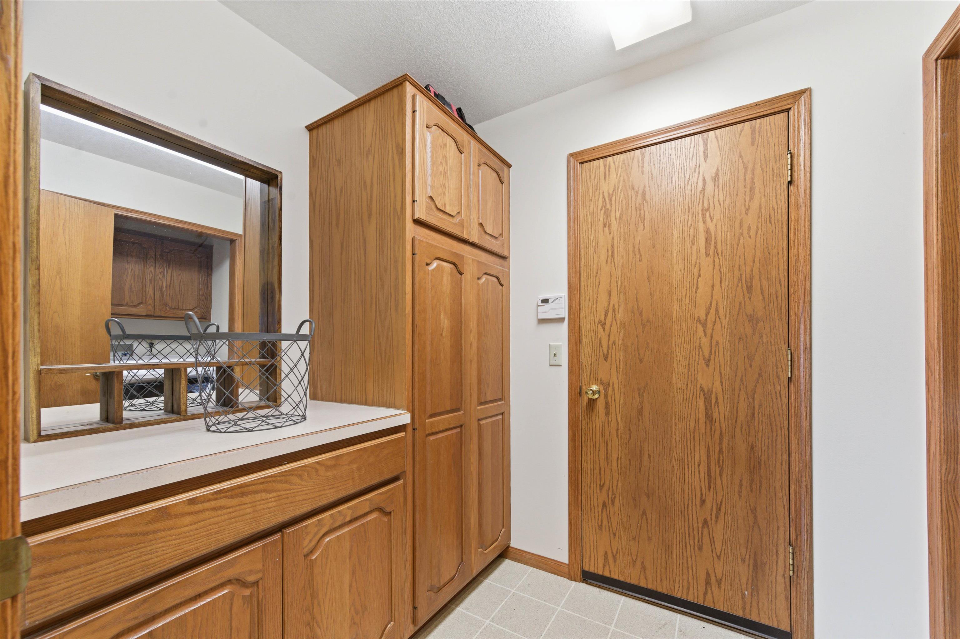 1216 S Chestnut Street Halstead KS 67056