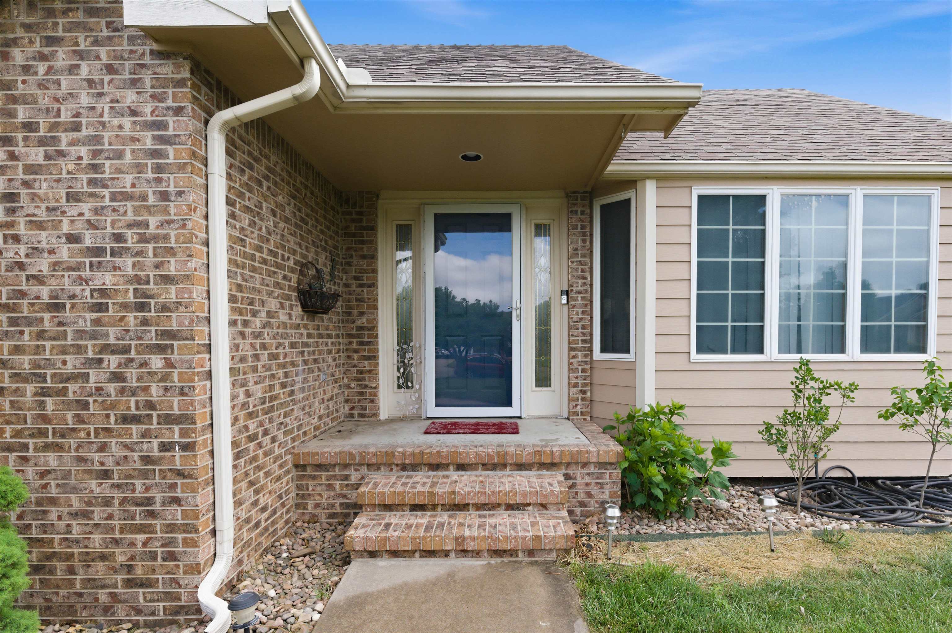 1216 S Chestnut Street Halstead KS 67056