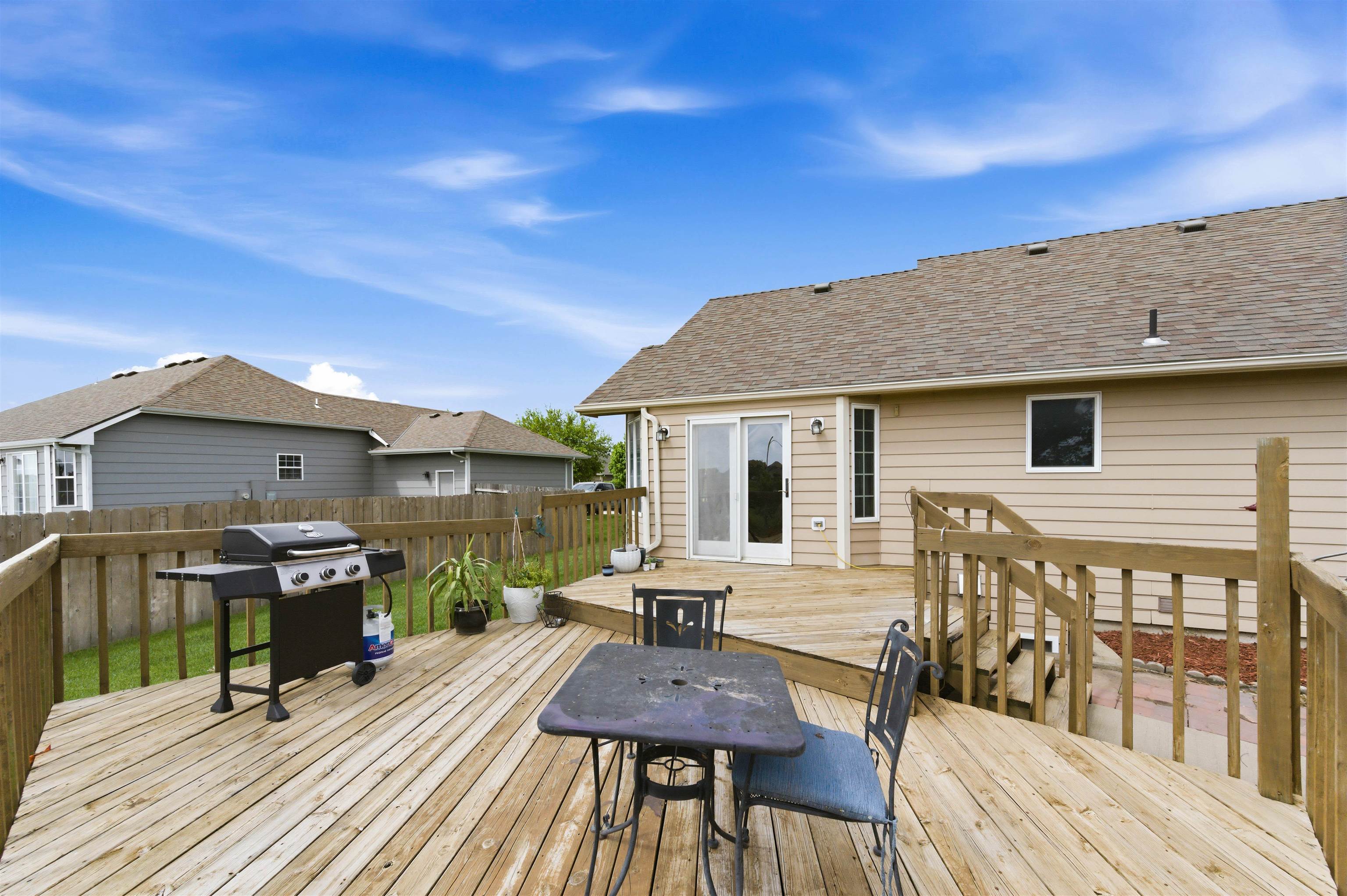 1216 S Chestnut Street Halstead KS 67056