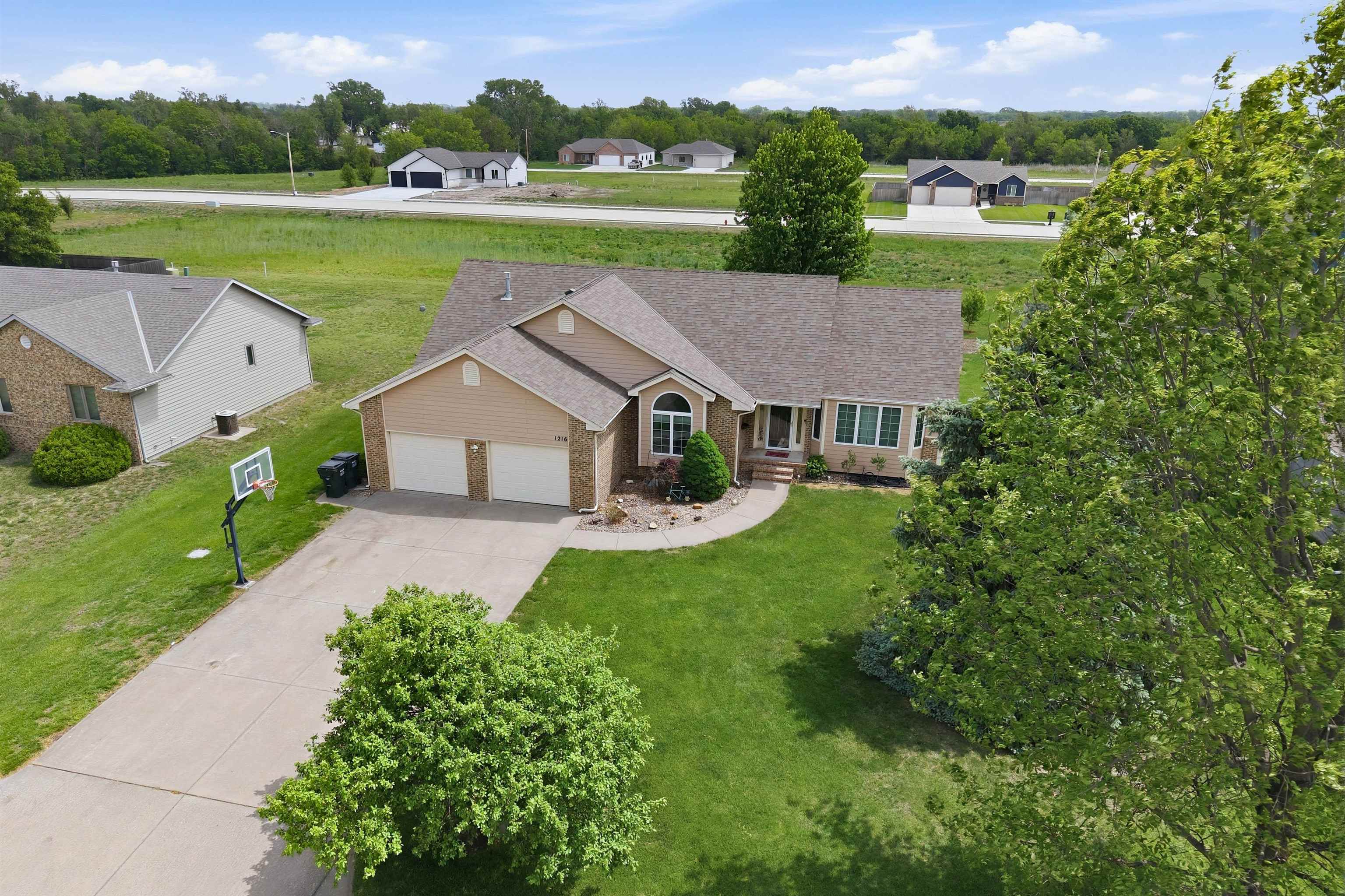 1216 S Chestnut Street Halstead KS 67056