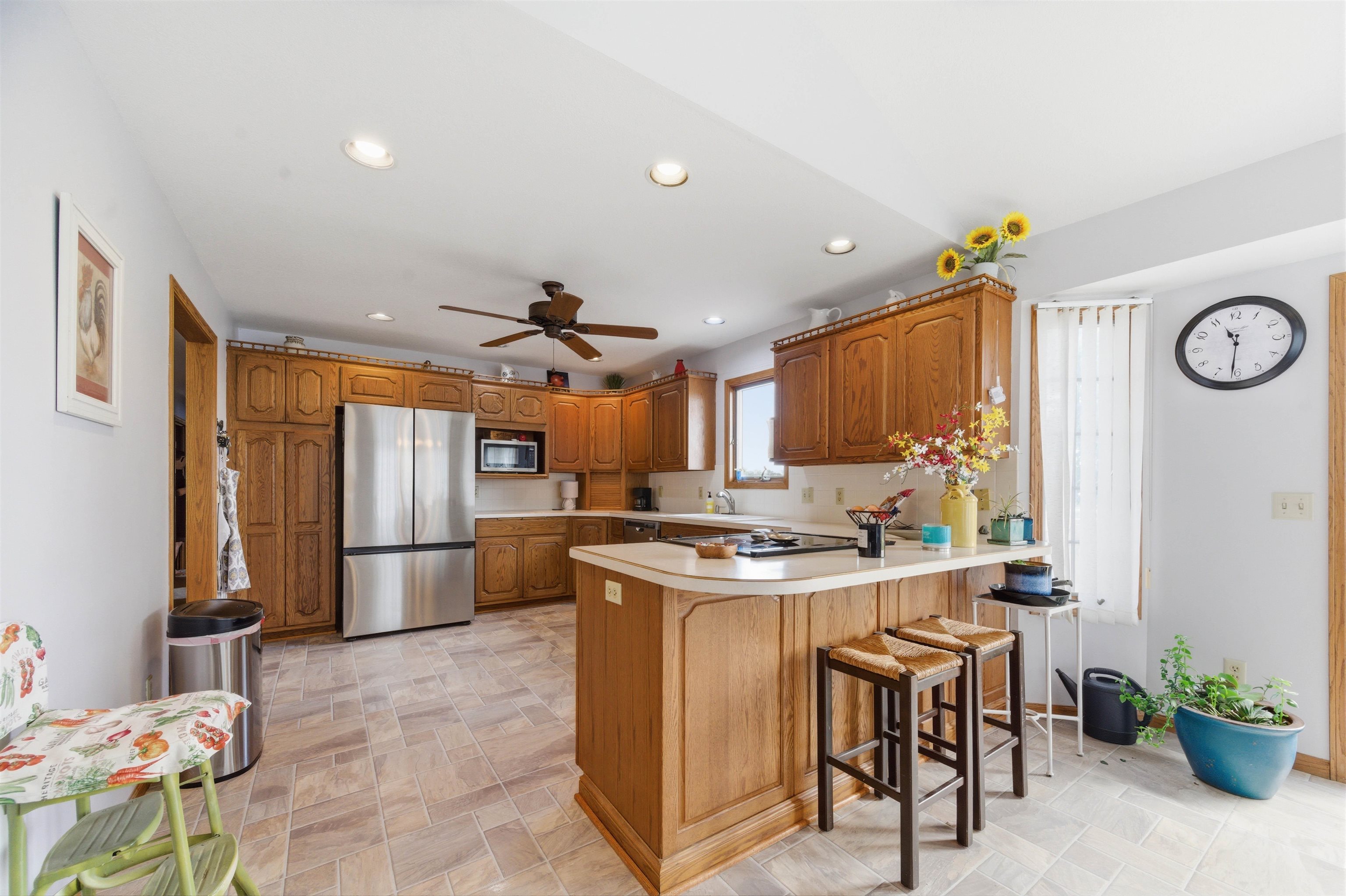 1216 S Chestnut Street Halstead KS 67056