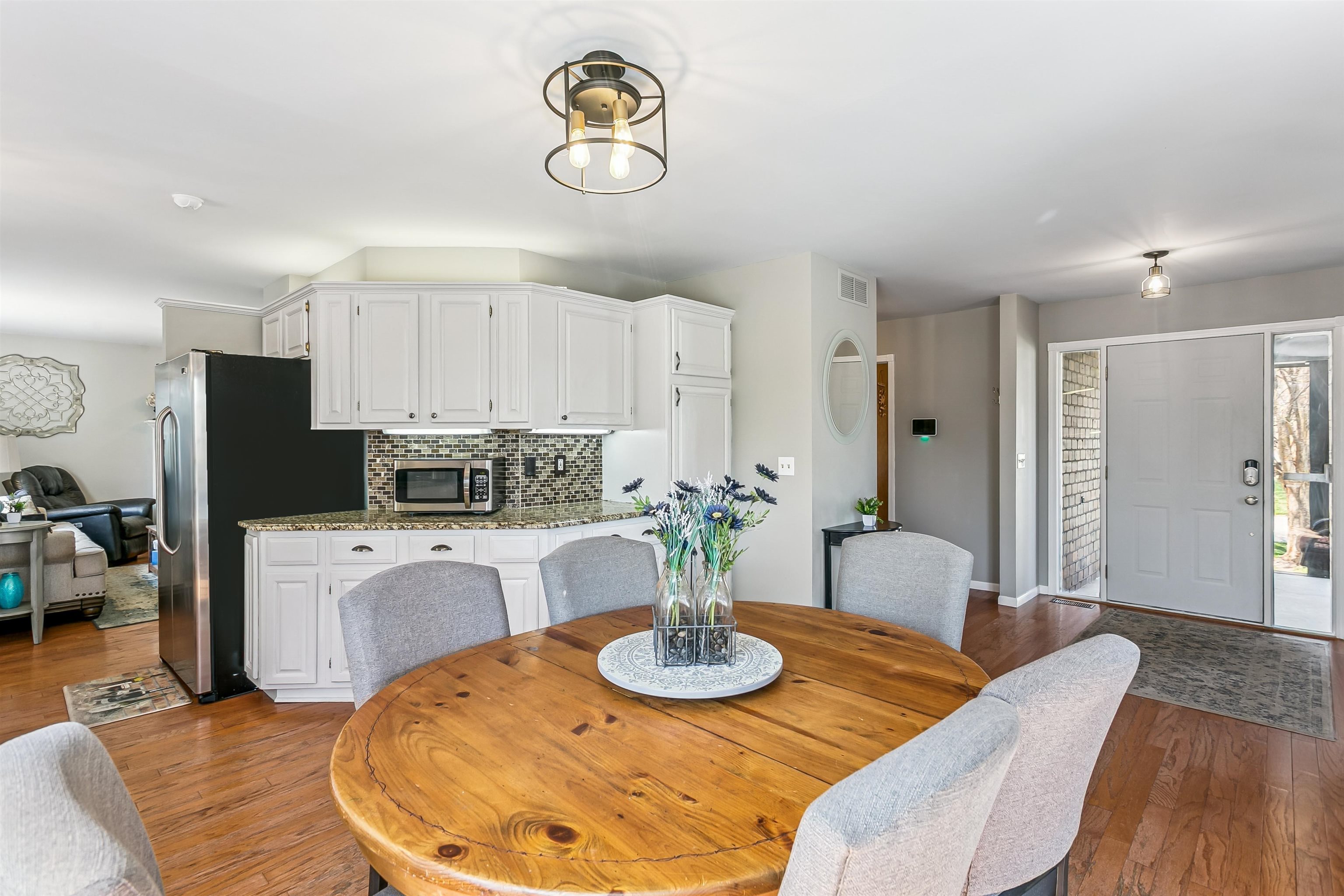 465 S Limuel Court Wichita KS 67235