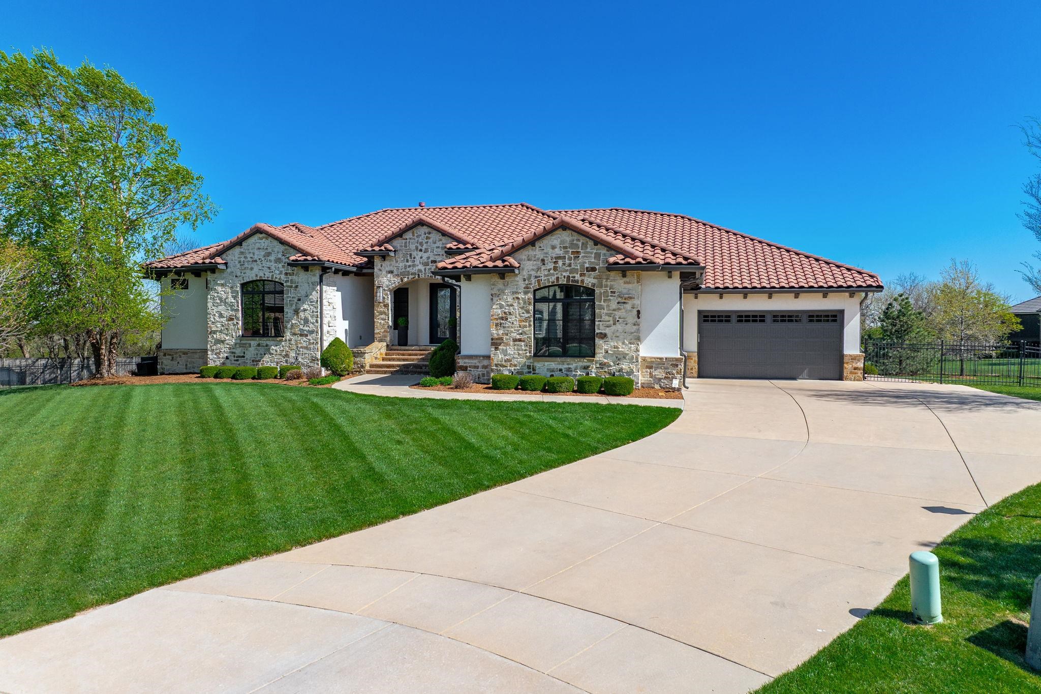 10721 E Crestwood Court Wichita KS 67206