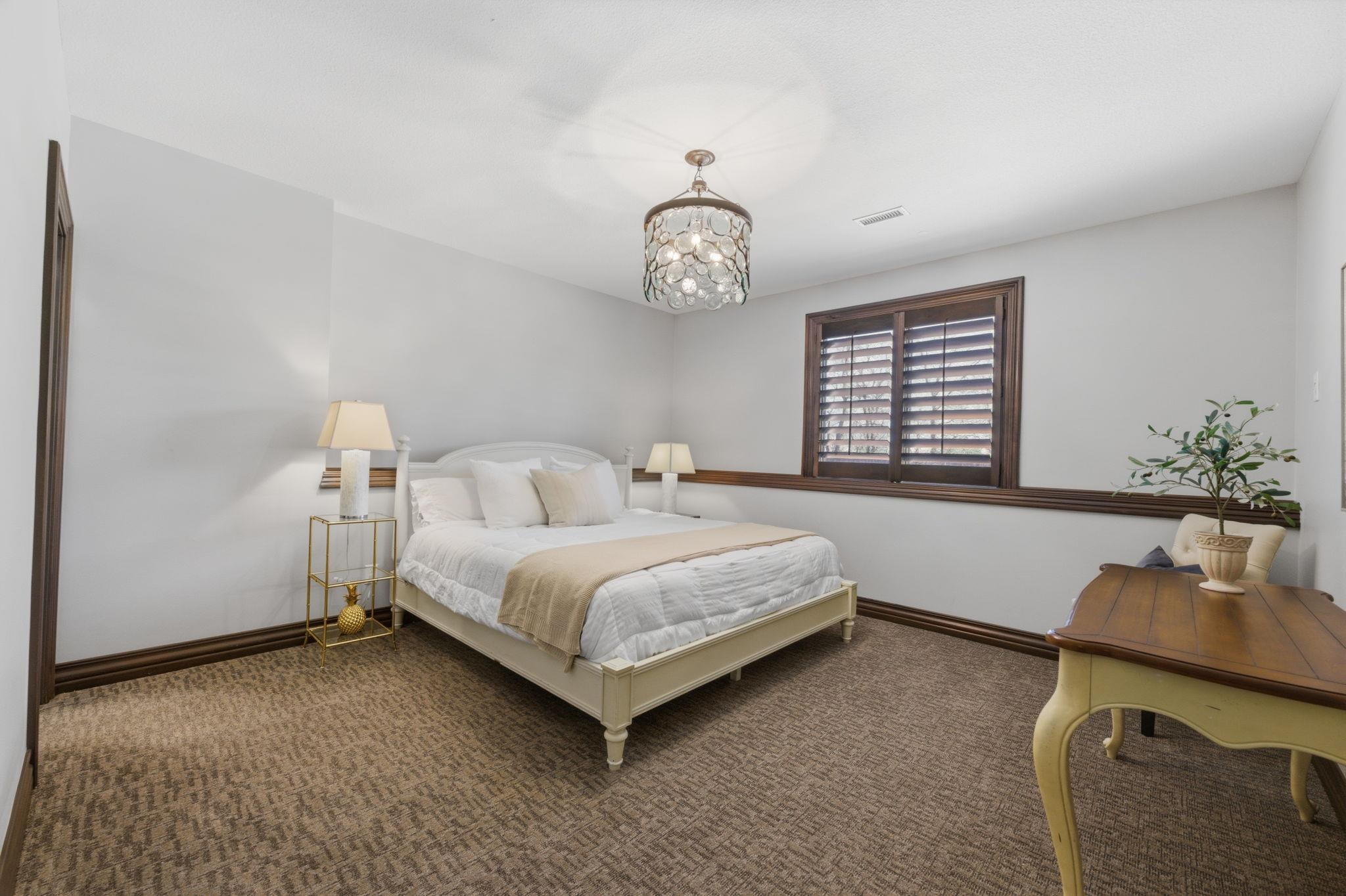 10721 E Crestwood Court Wichita KS 67206