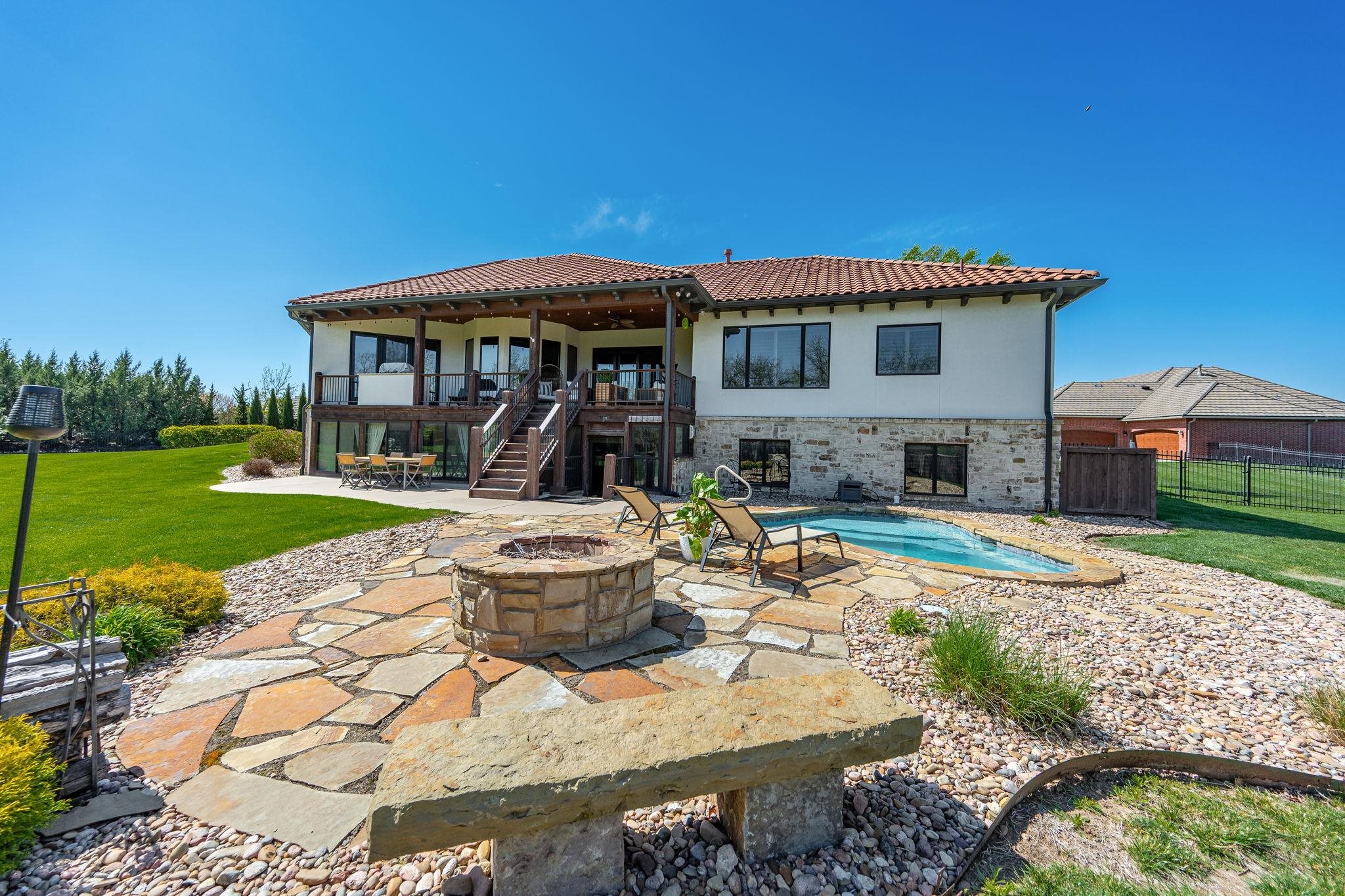 10721 E Crestwood Court Wichita KS 67206