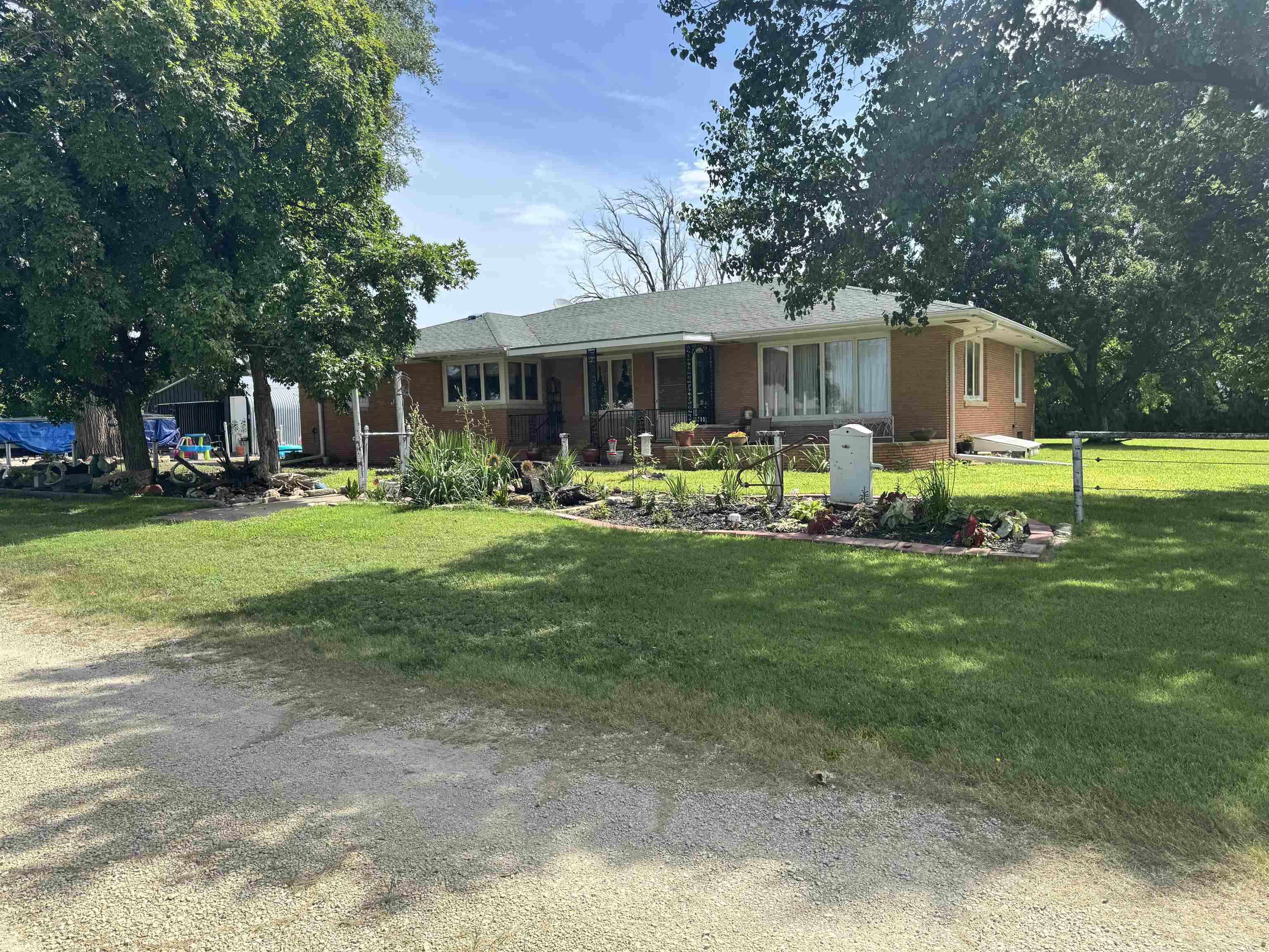 1332 100th Peabody KS 66866