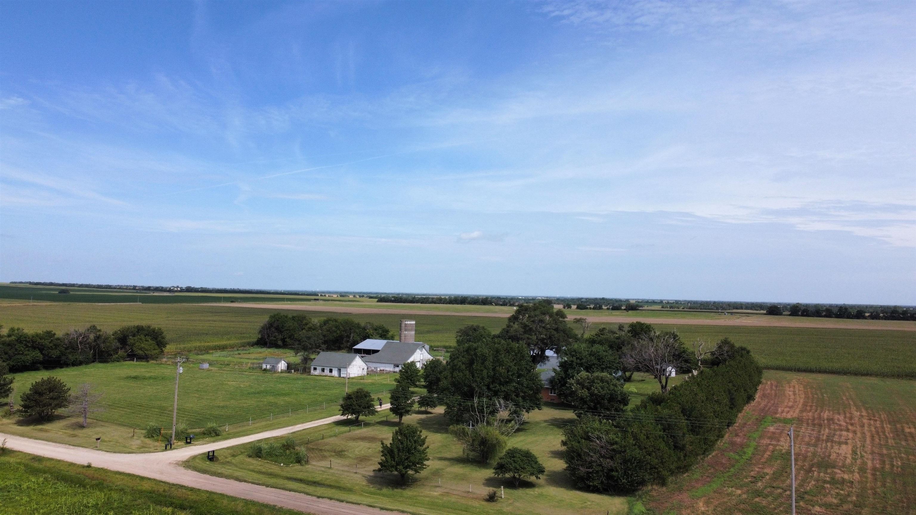 1332 100th Peabody KS 66866