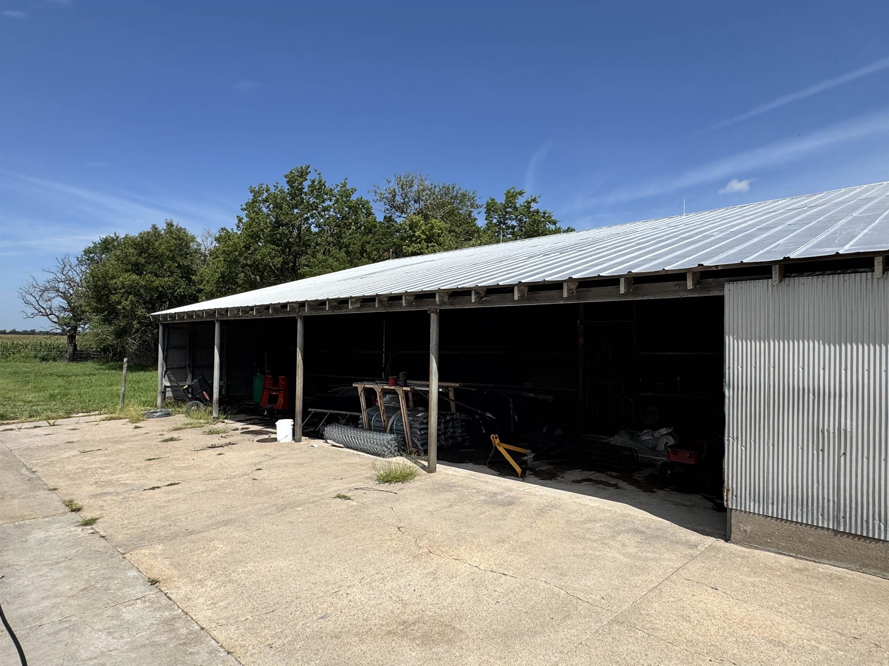 1332 100th Peabody KS 66866
