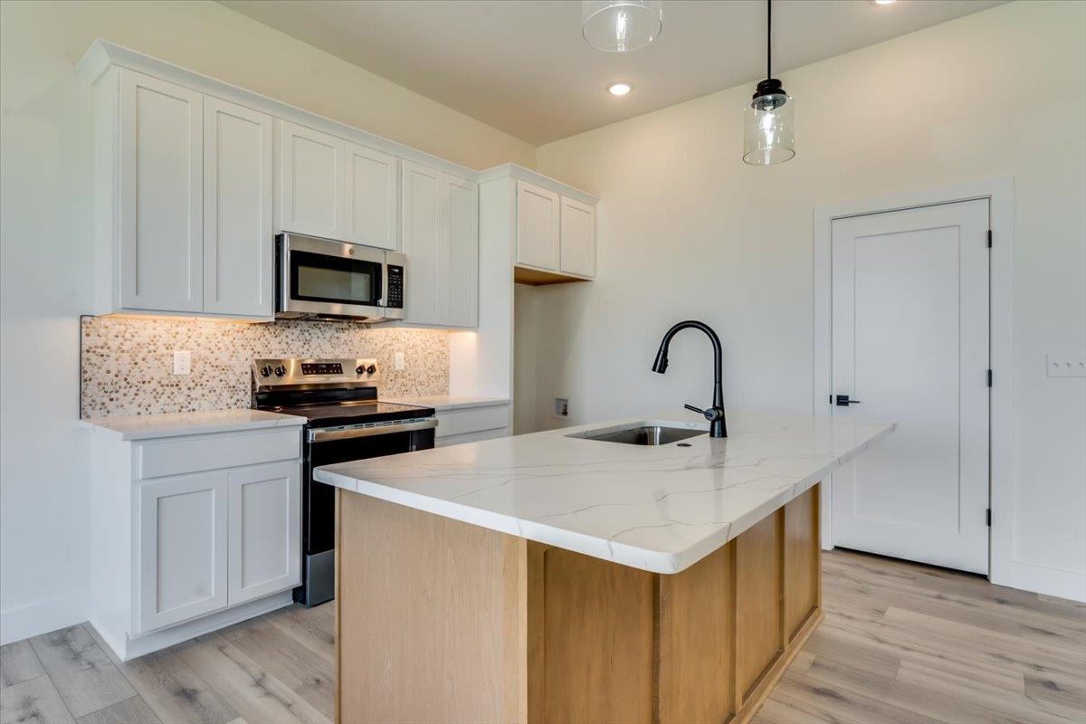 4434 N Sunny Court Wichita KS 67205