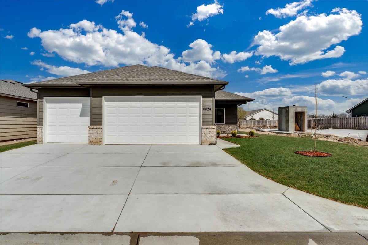 4434 N Sunny Court Wichita KS 67205