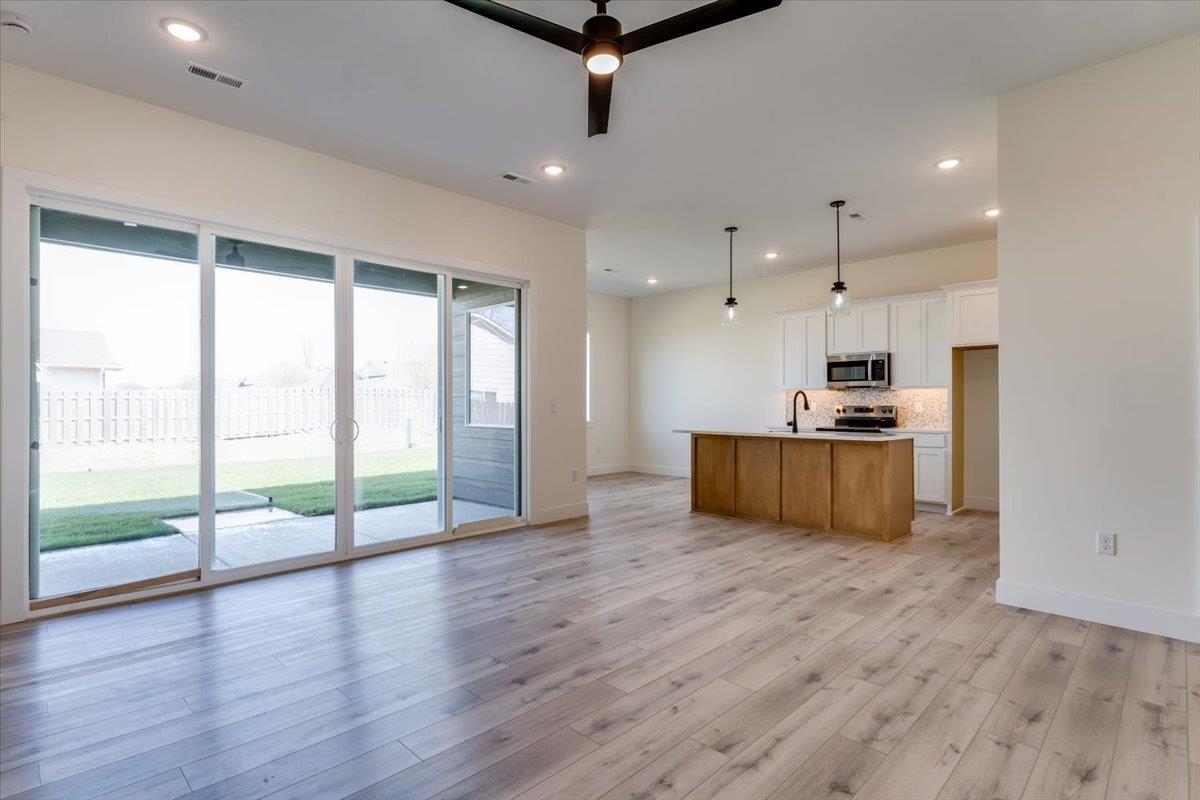4434 N Sunny Court Wichita KS 67205