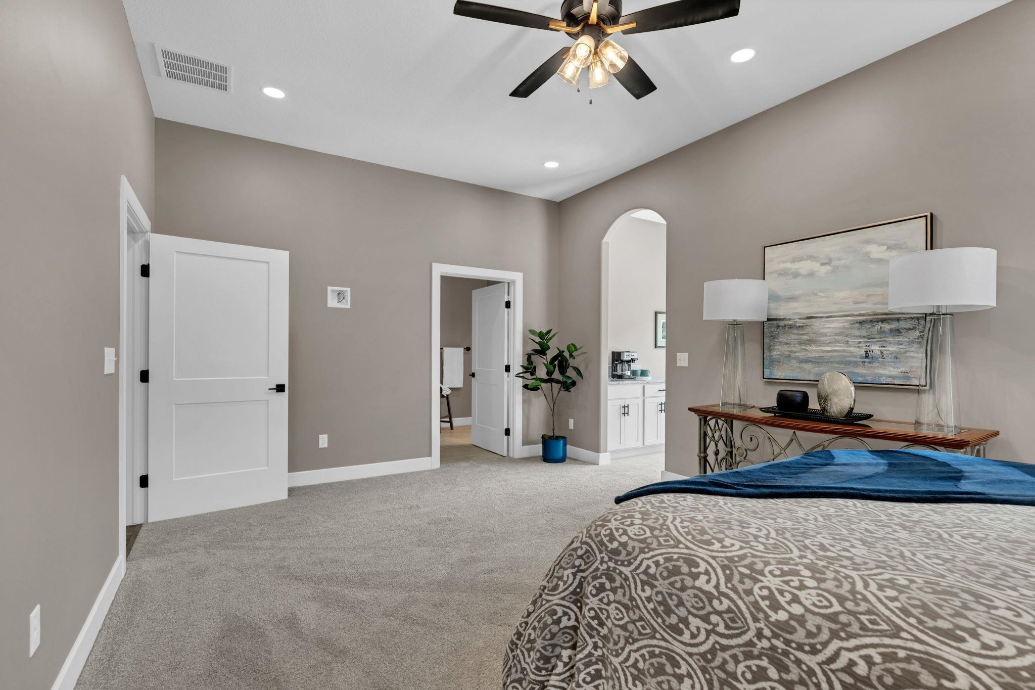 6130 N Hiebert Drive Park City KS 67219