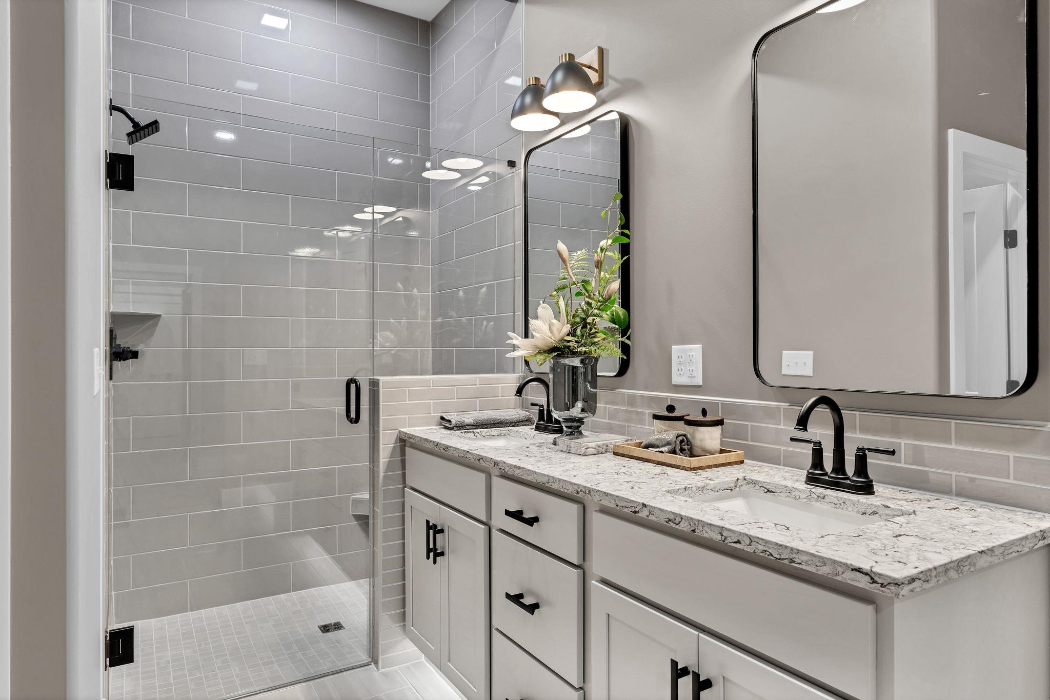 6130 N Hiebert Drive Park City KS 67219