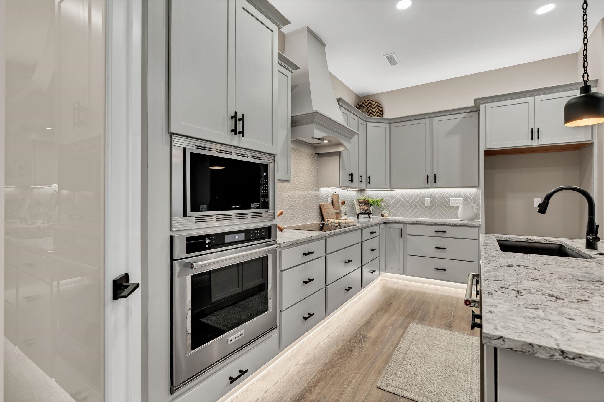 6130 N Hiebert Drive Park City KS 67219