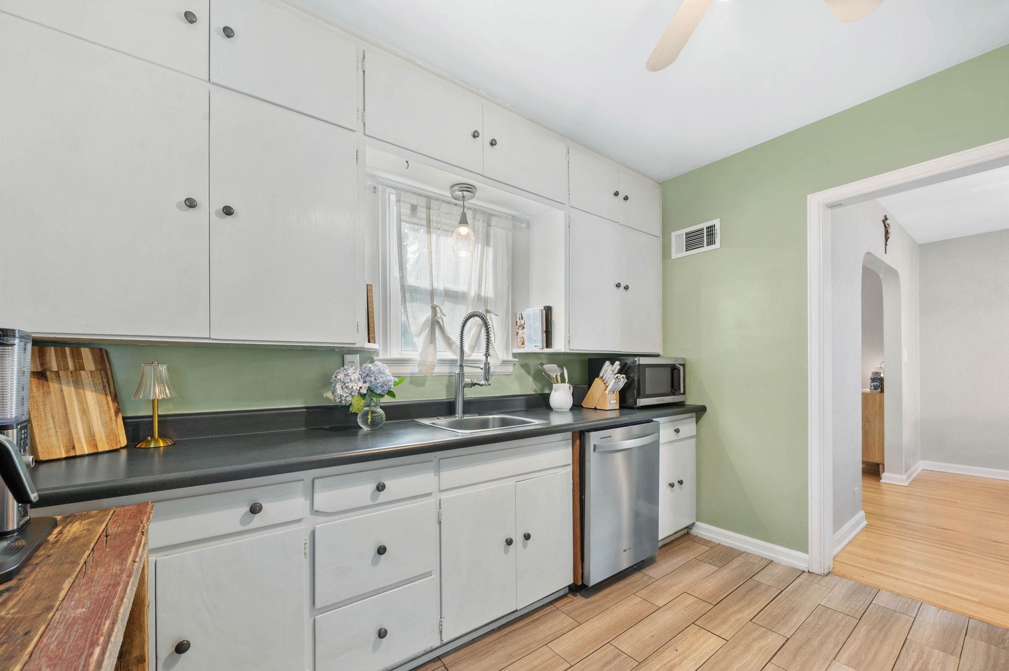 131 S Bleckley Wichita KS 67218