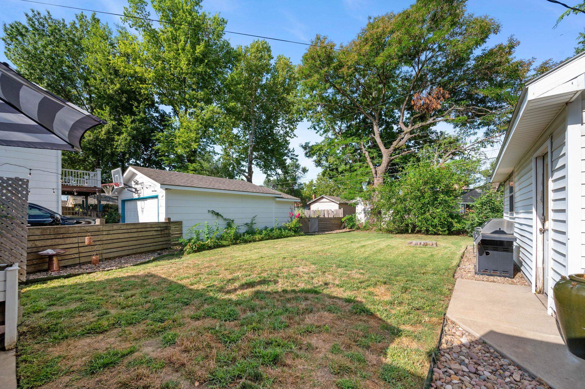 131 S Bleckley Wichita KS 67218