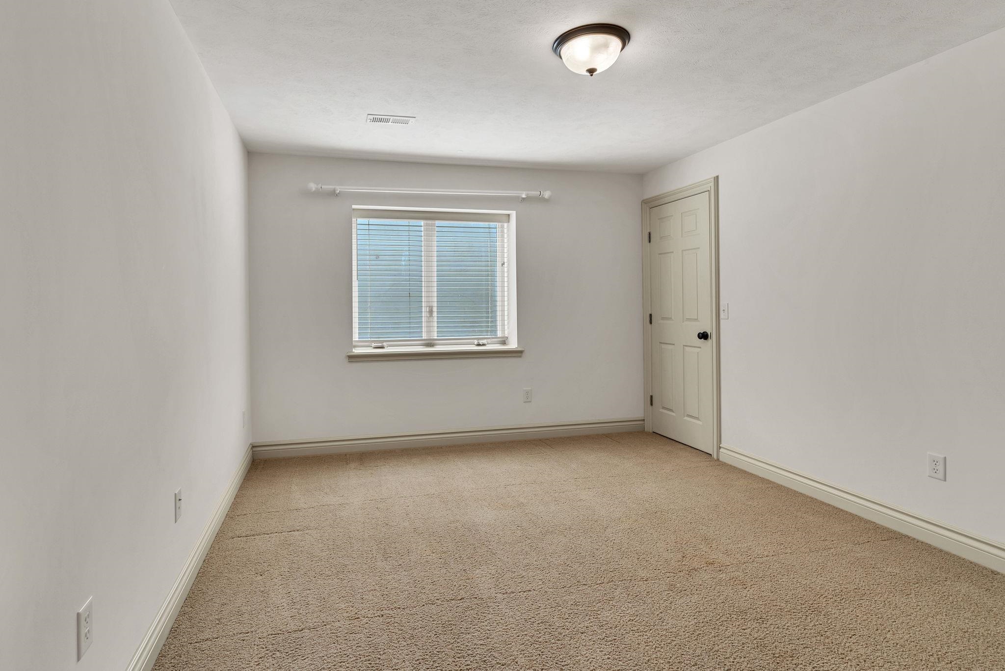 2014 N Paddock Green Court Wichita KS 67206