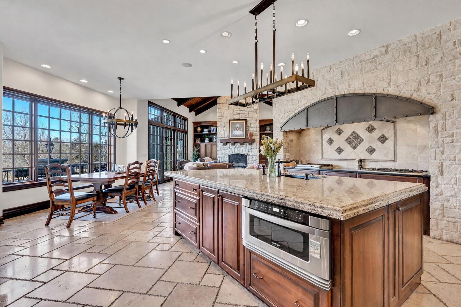 2324 N Rosemont Court Wichita KS 67228