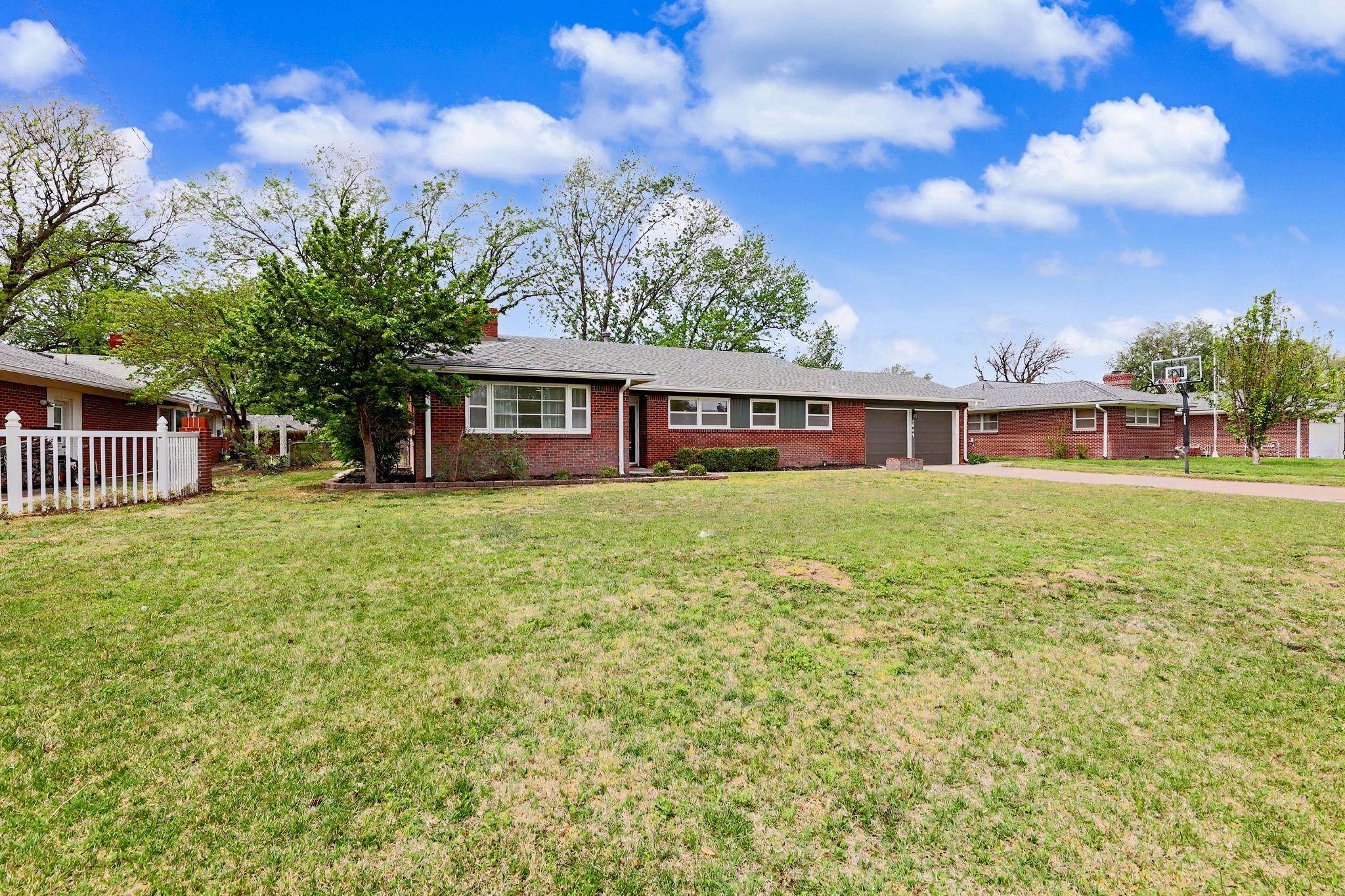 1649 N Womer Drive Wichita KS 67203