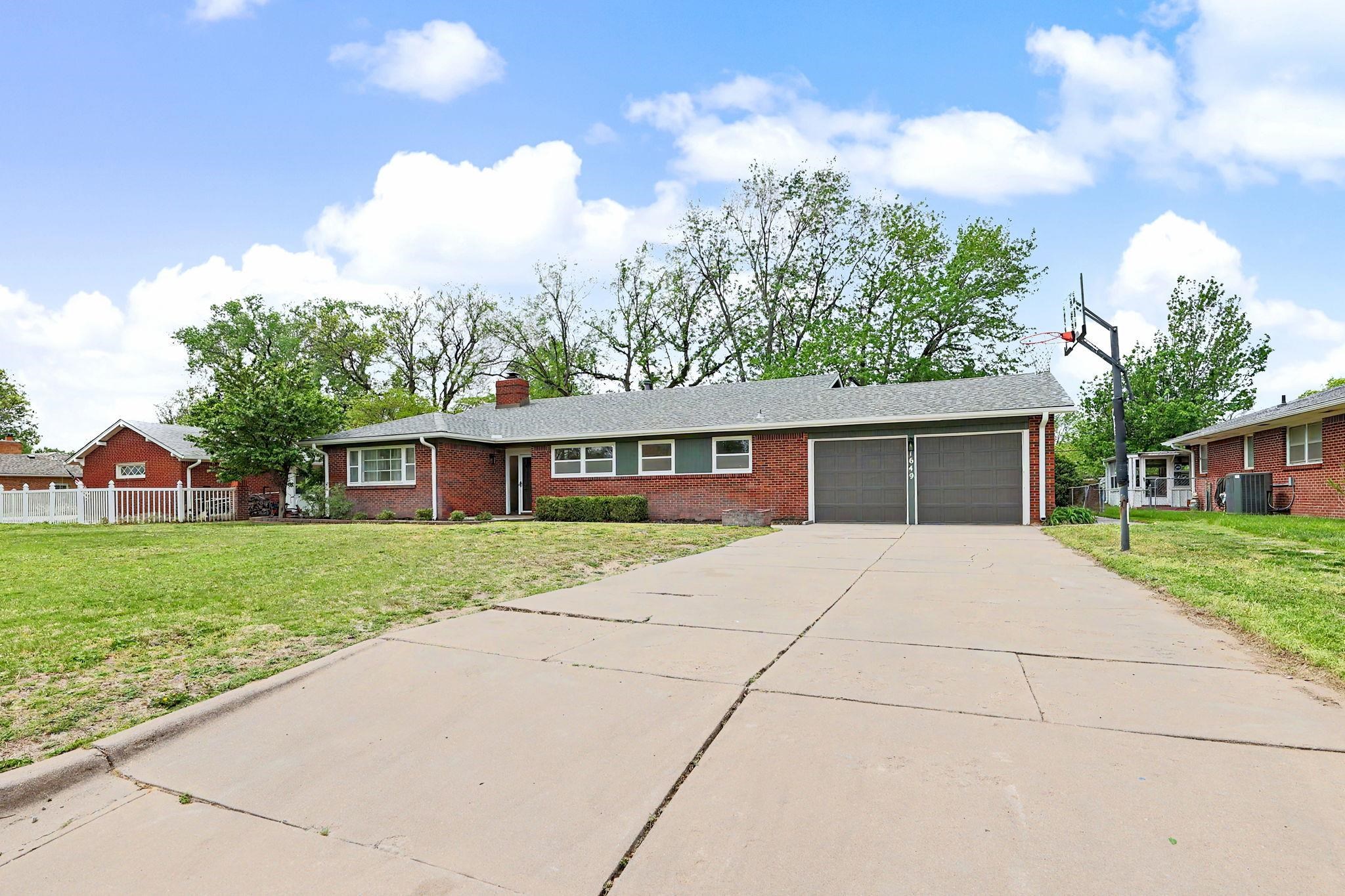 1649 N Womer Drive Wichita KS 67203