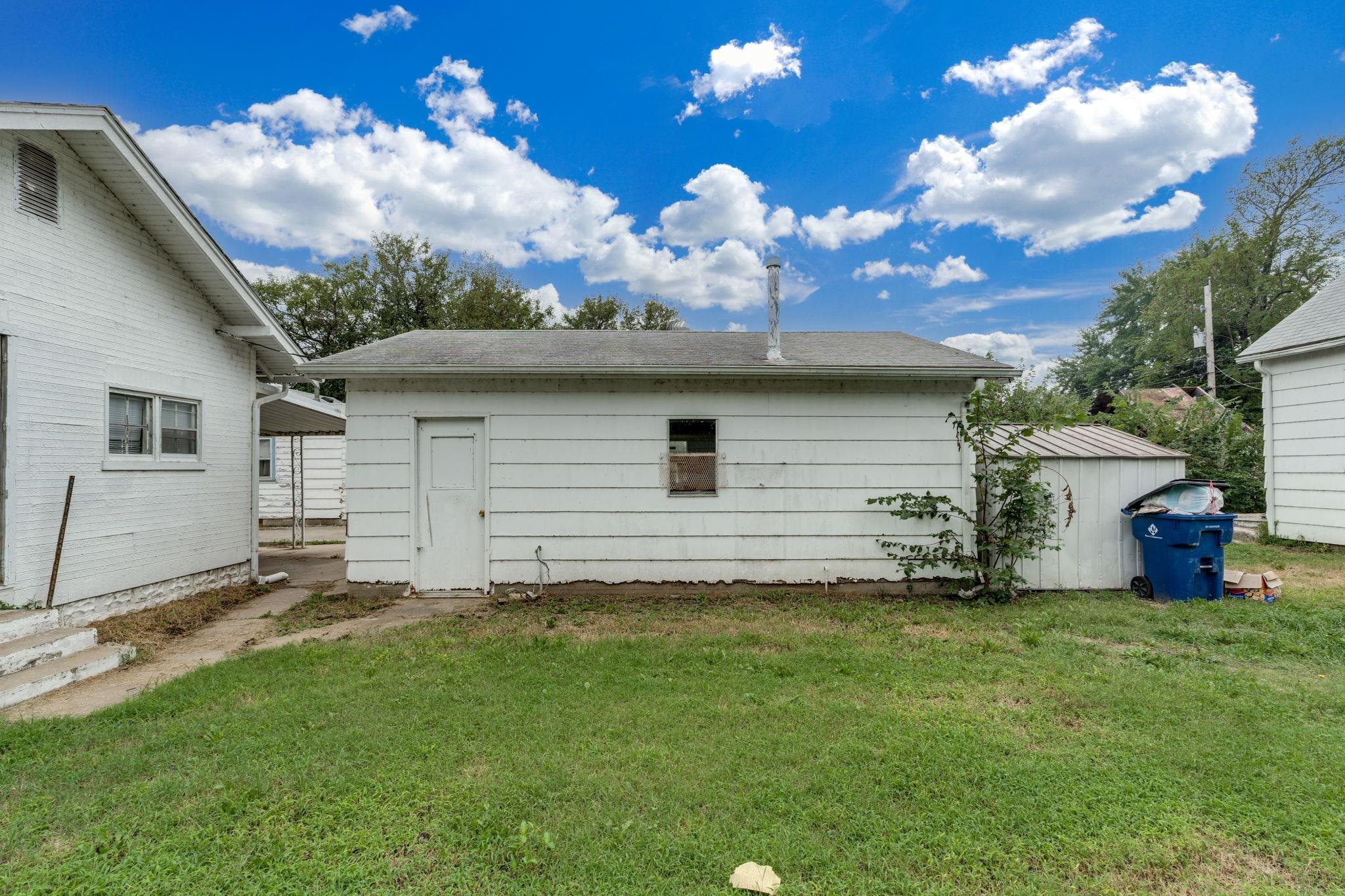2041 S Wichita Street Wichita KS 67213-4922