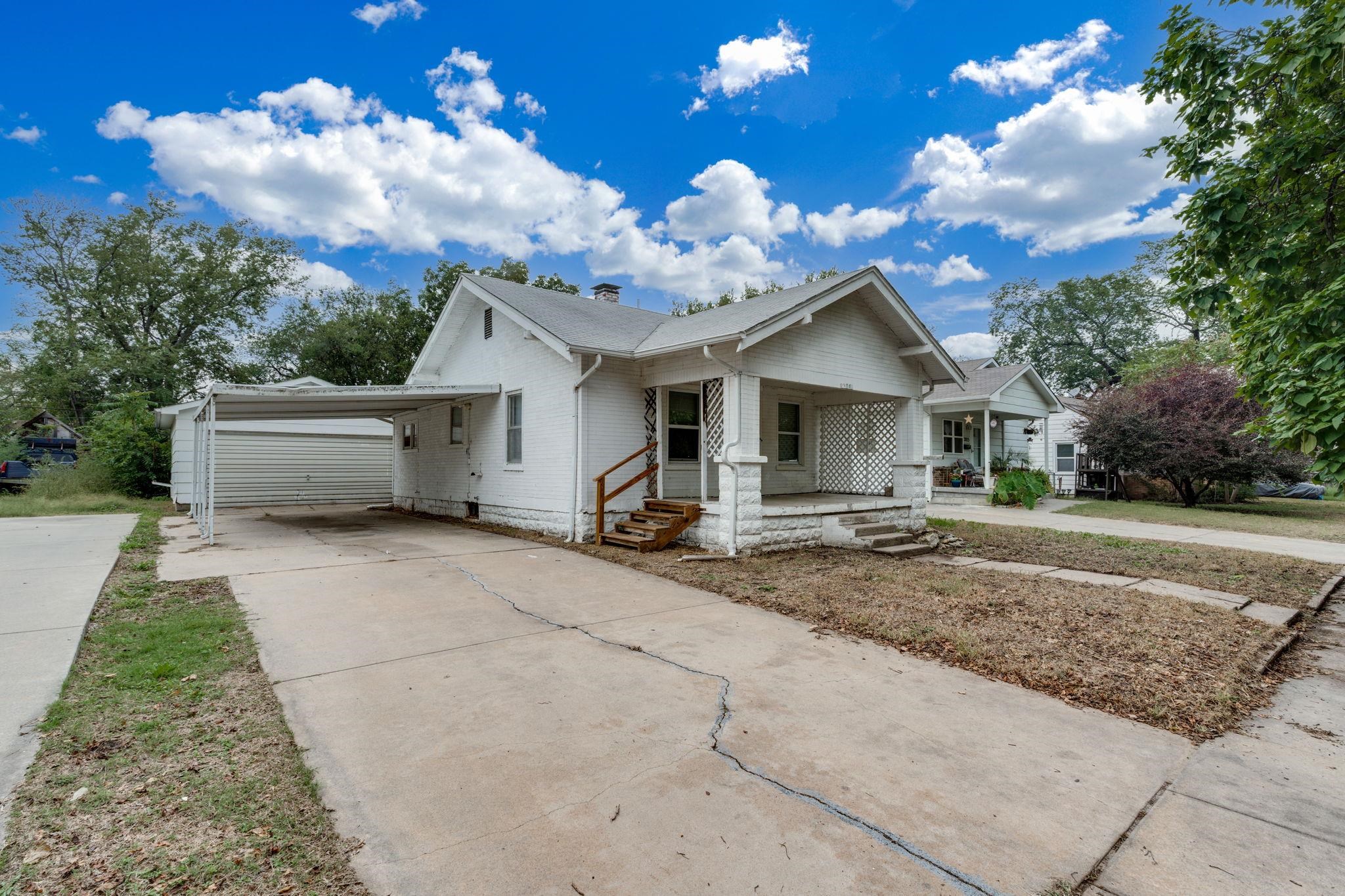2041 S Wichita Street Wichita KS 67213-4922
