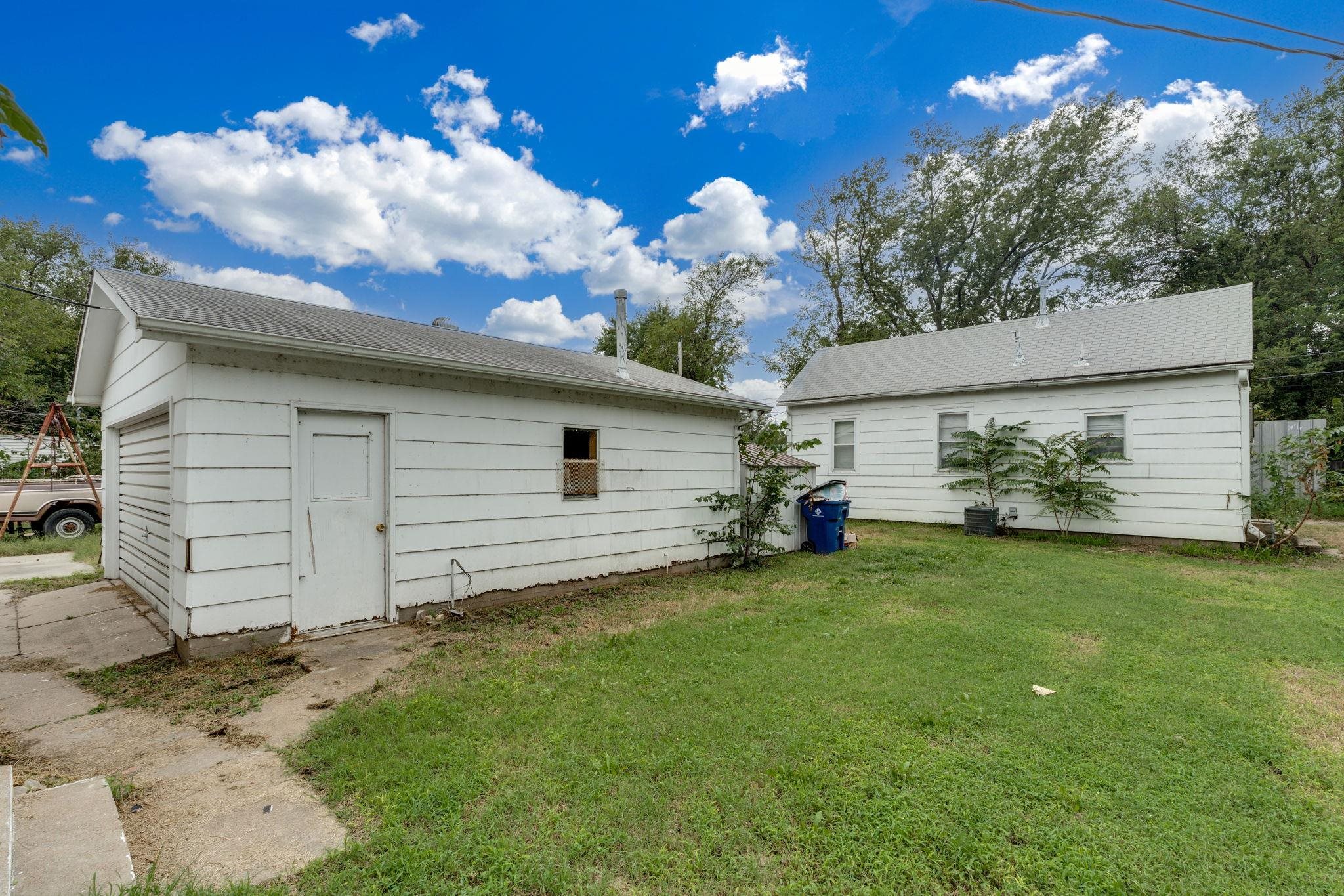 2041 S Wichita Street Wichita KS 67213-4922