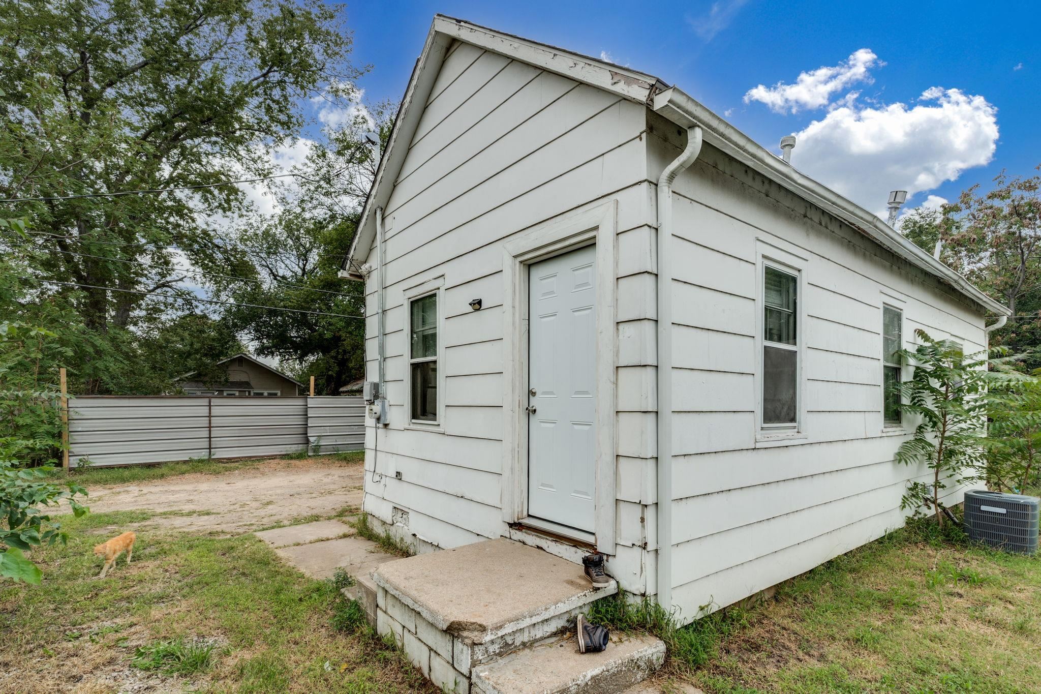 2041 S Wichita Street Wichita KS 67213-4922