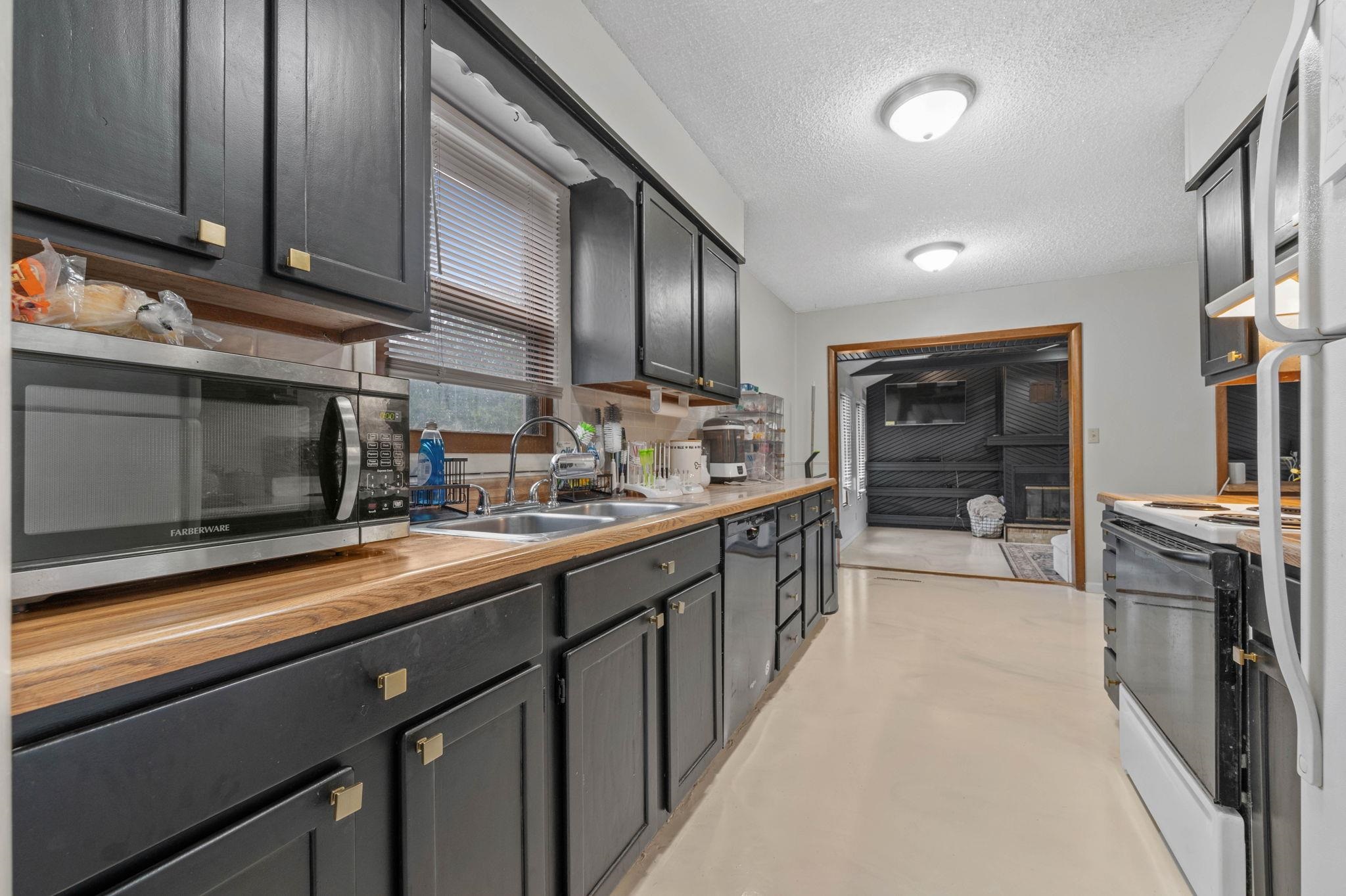 1418 Money Street Augusta KS 67010