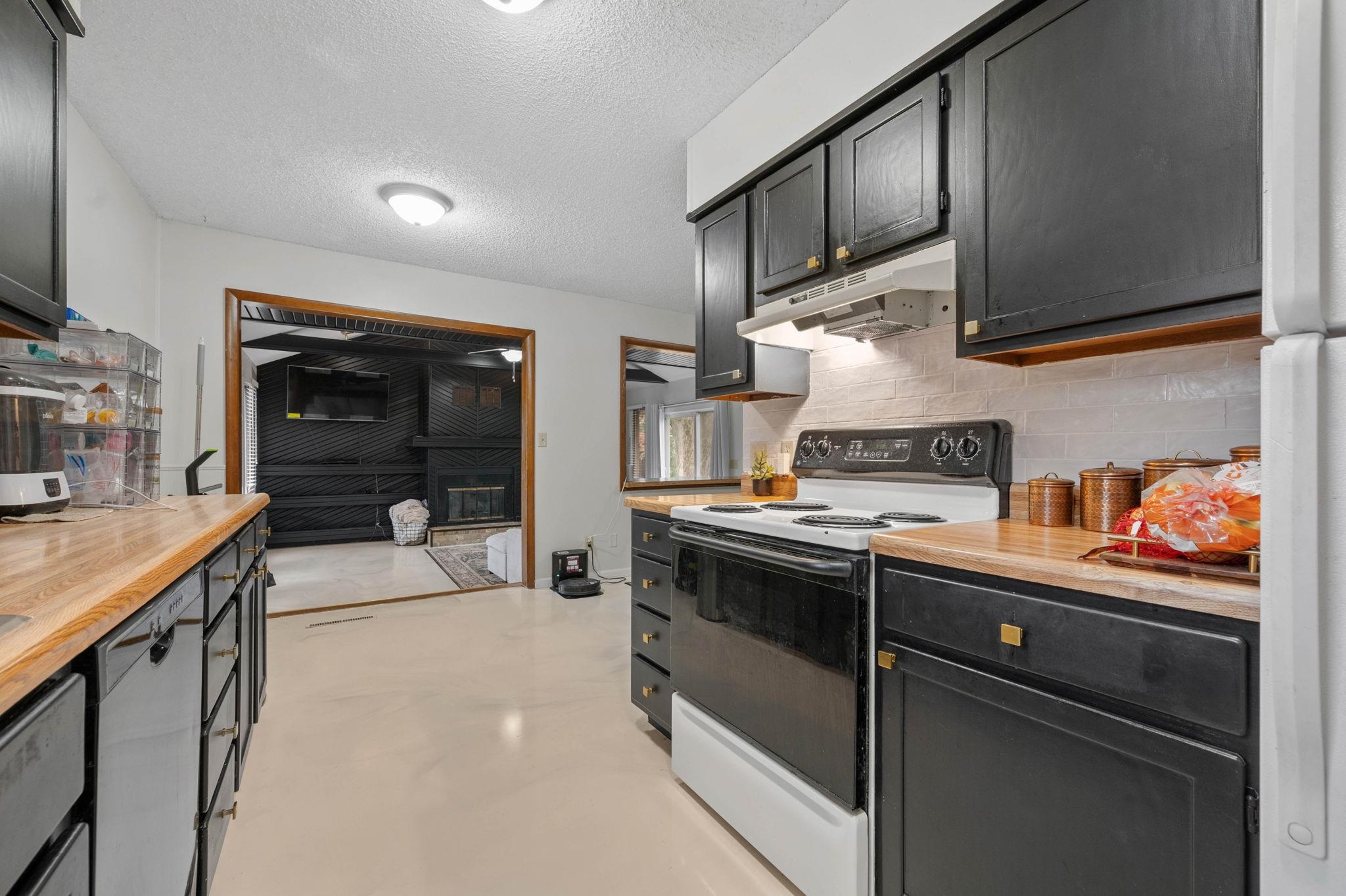 1418 Money Street Augusta KS 67010