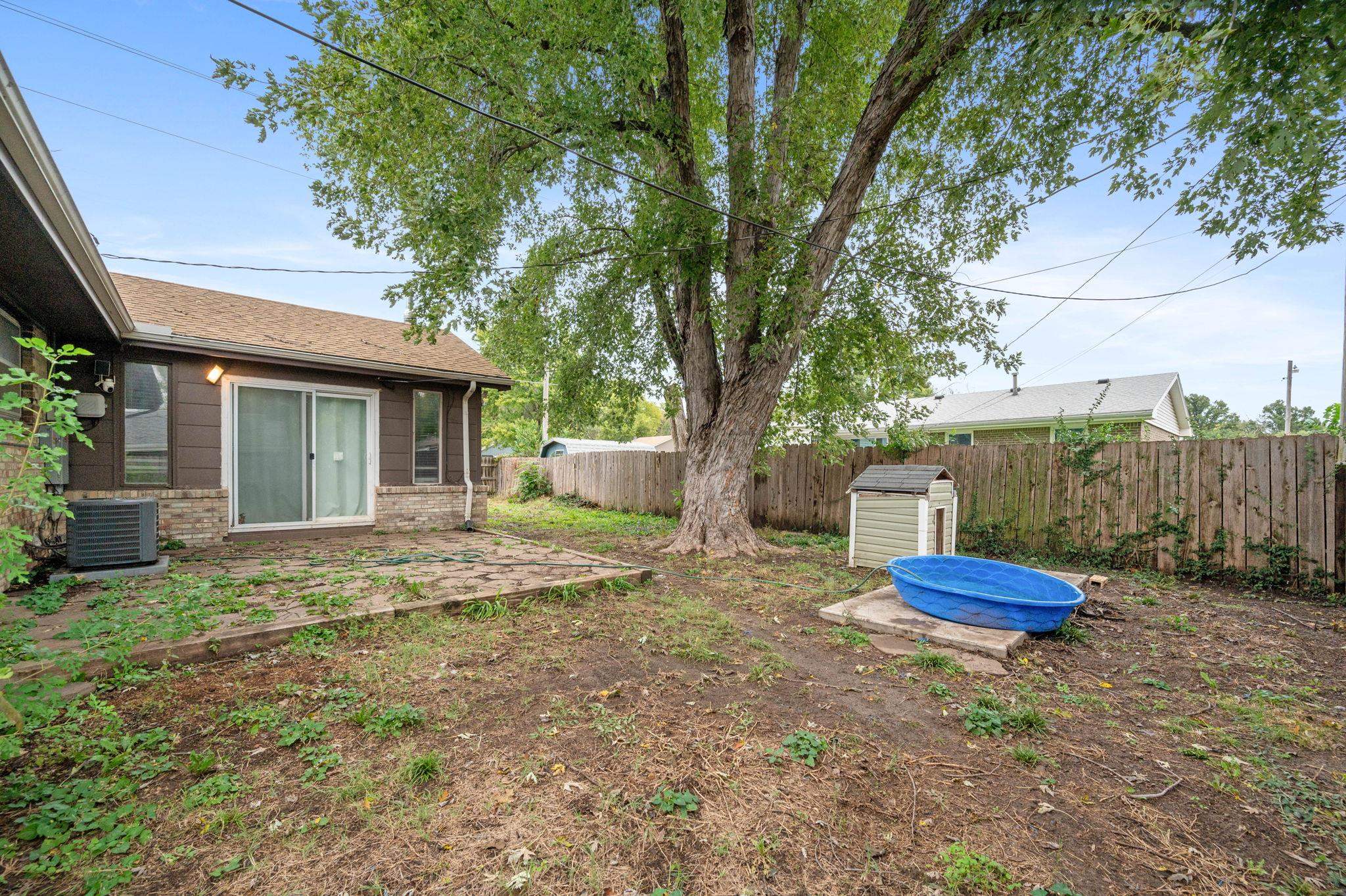 1418 Money Street Augusta KS 67010