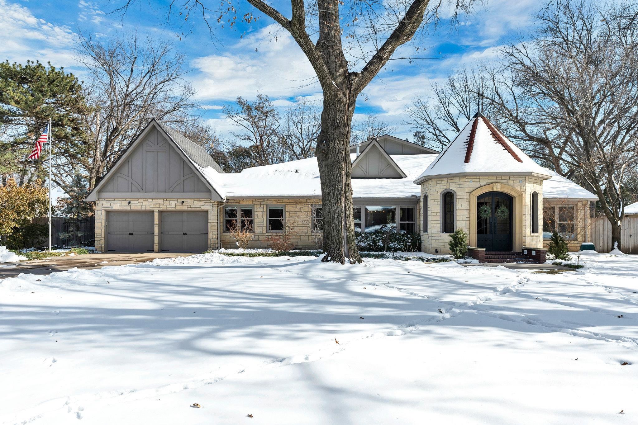 Eastborough KS, 60 S Mission Road