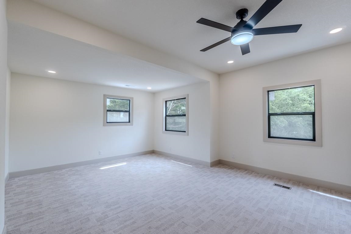 215 W Harrington Augusta KS 67010