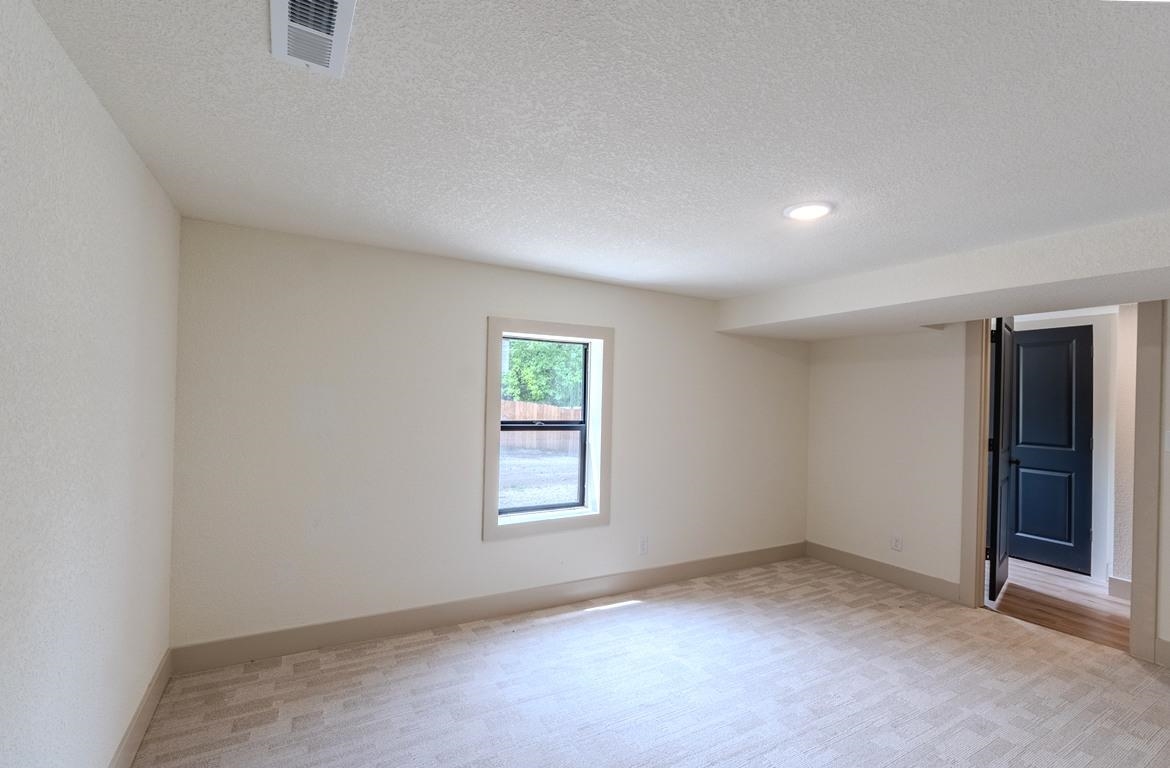 215 W Harrington Augusta KS 67010