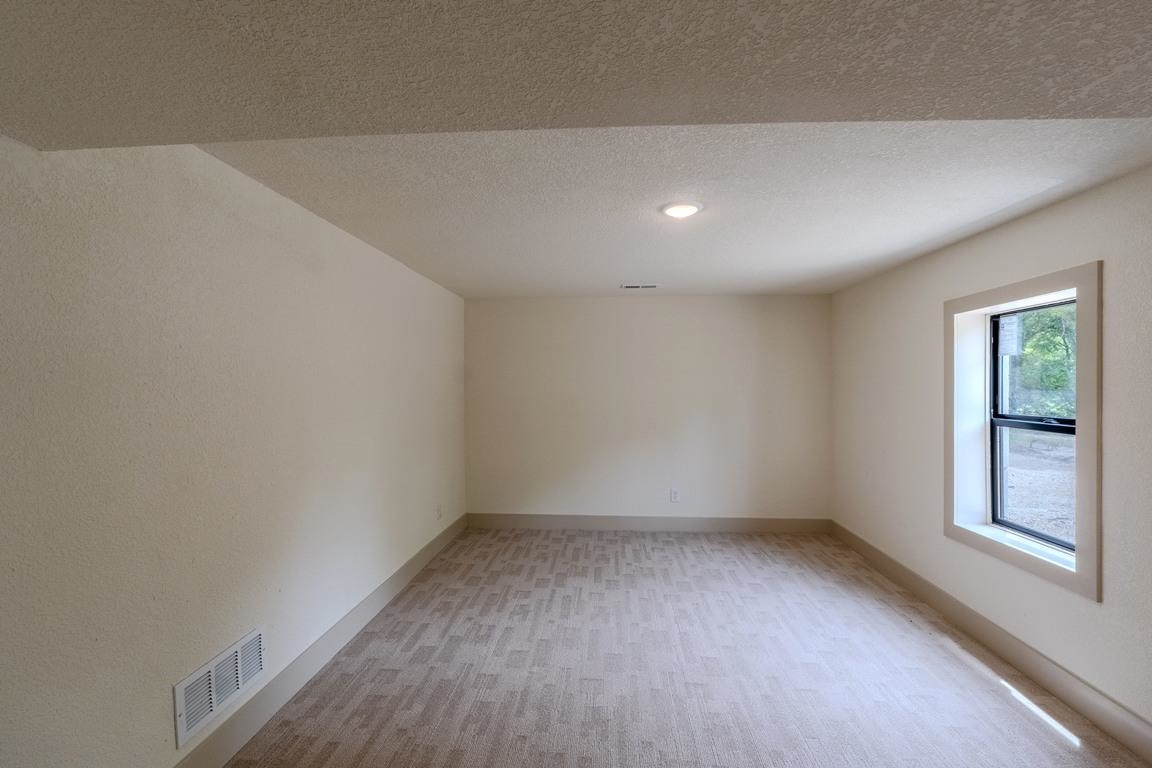 215 W Harrington Augusta KS 67010
