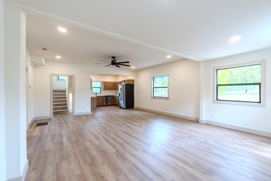 215 W Harrington Augusta KS 67010