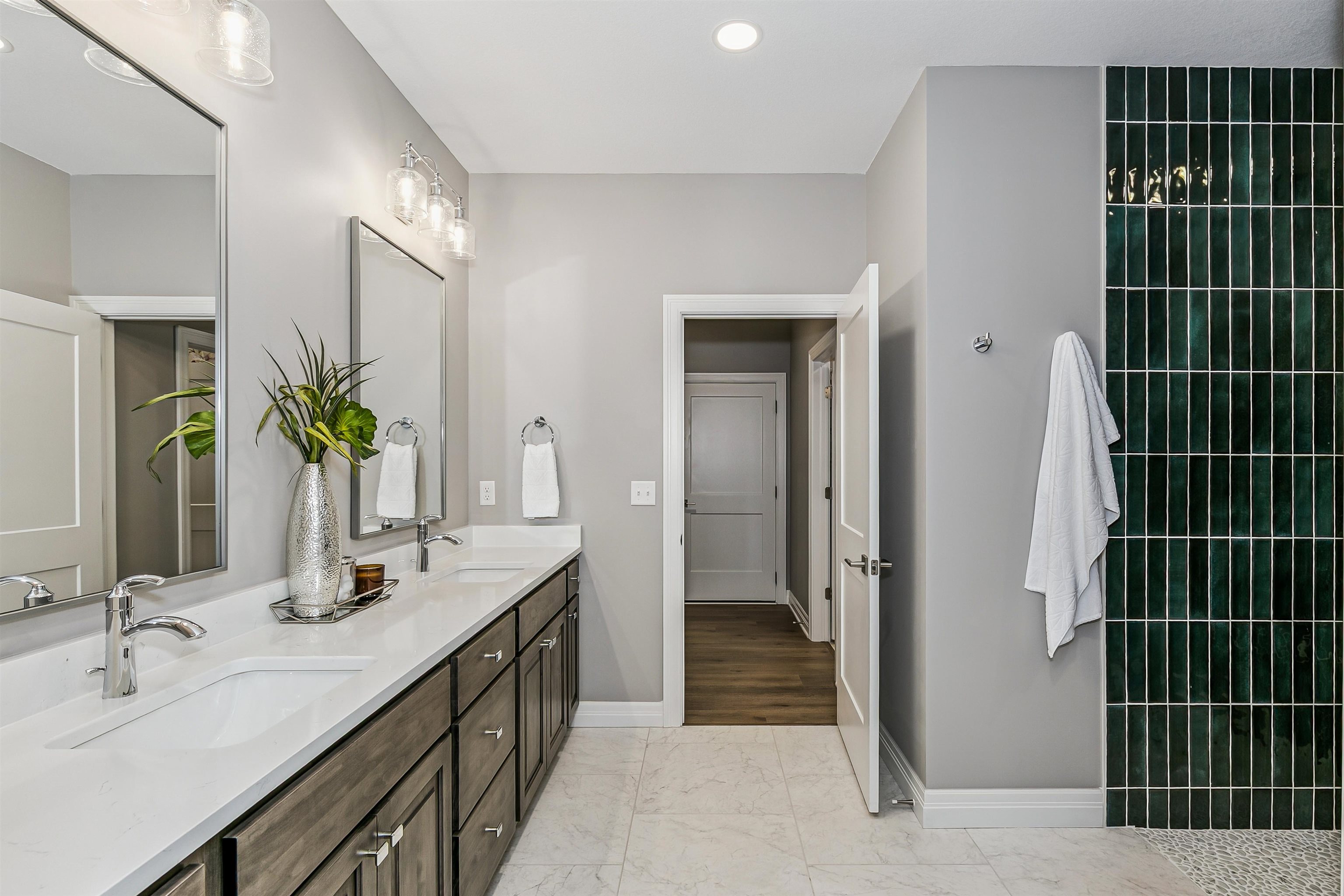 200 W Boxthorn Drive Andover KS 67002