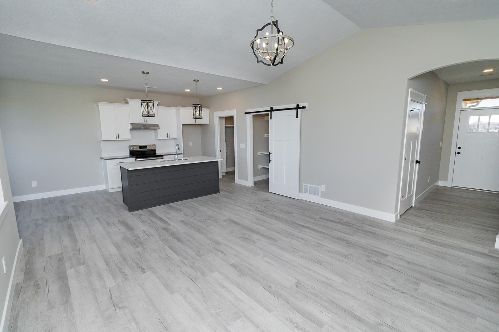 1257 E Park Glen Court Clearwater KS 67026