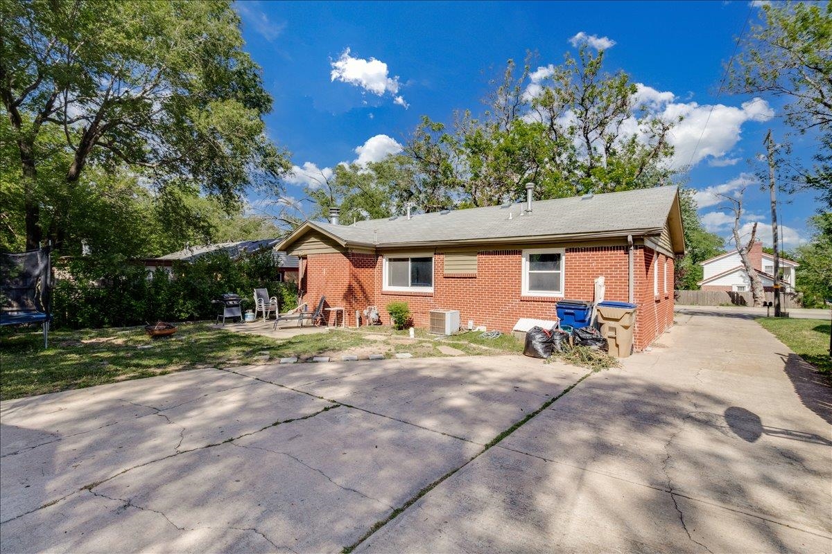 1233 N Woodlawn Boulevard Derby KS 67037