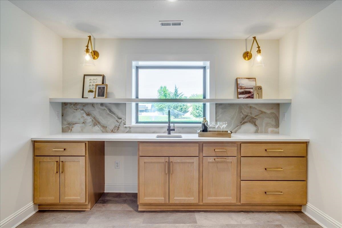 9646 W Cedar Lane Maize KS 67101